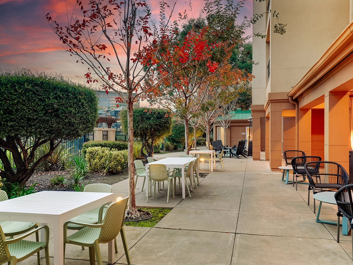 Sonesta Select San Francisco Airport Oyster Point Waterfront