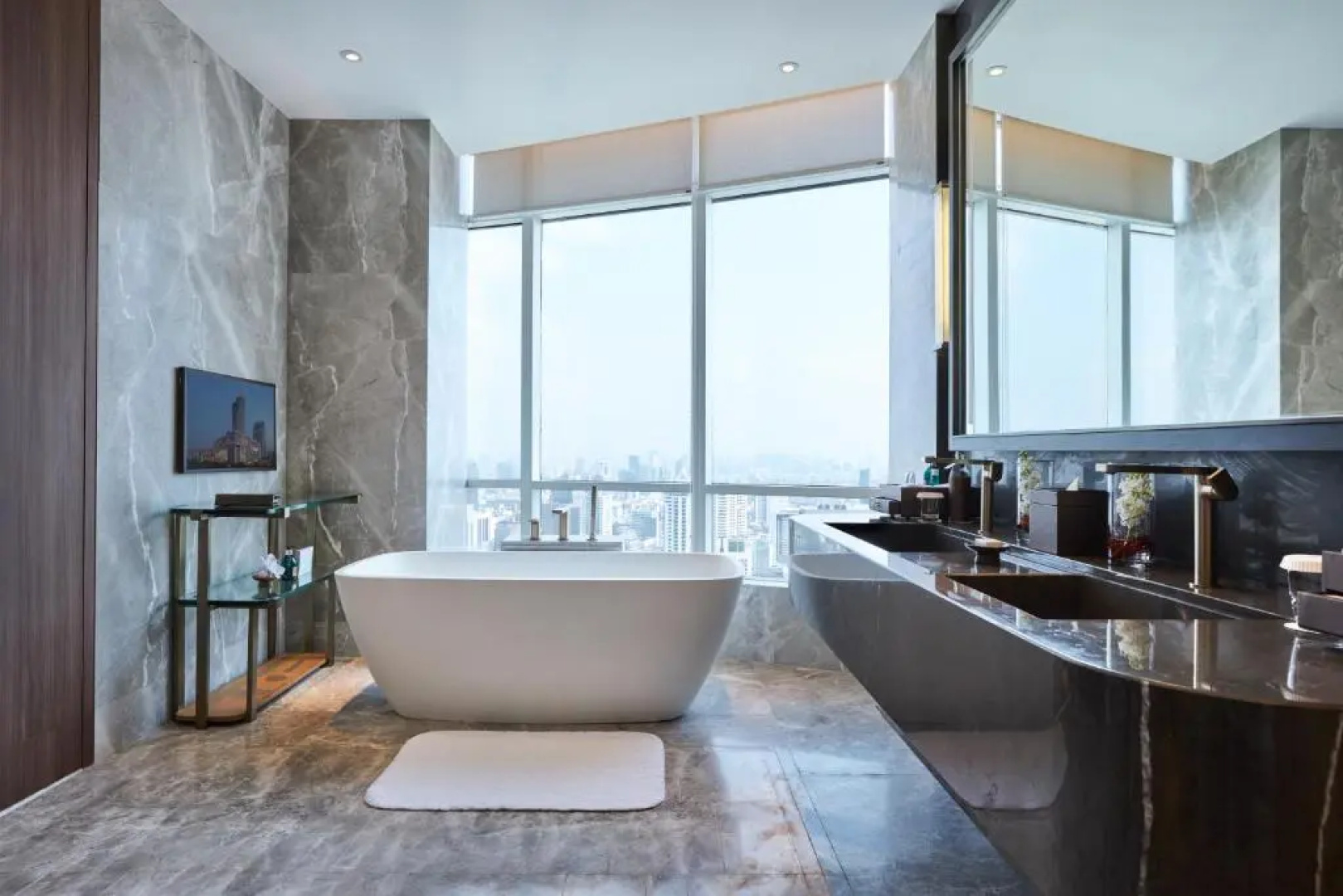 Centara Grand & Bangkok Convention Centre at CentralWorld