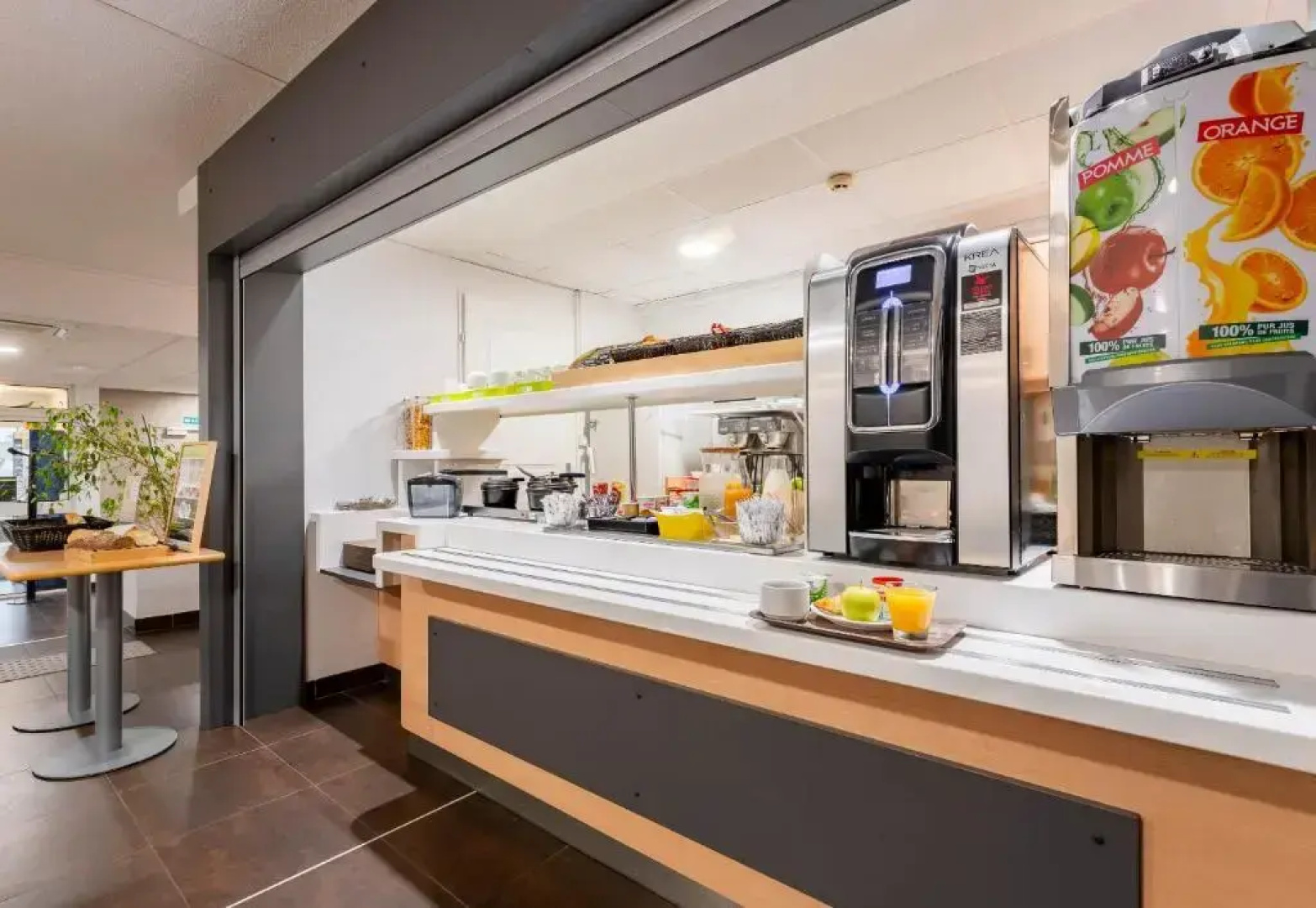 B&B HOTEL Valenciennes Sud