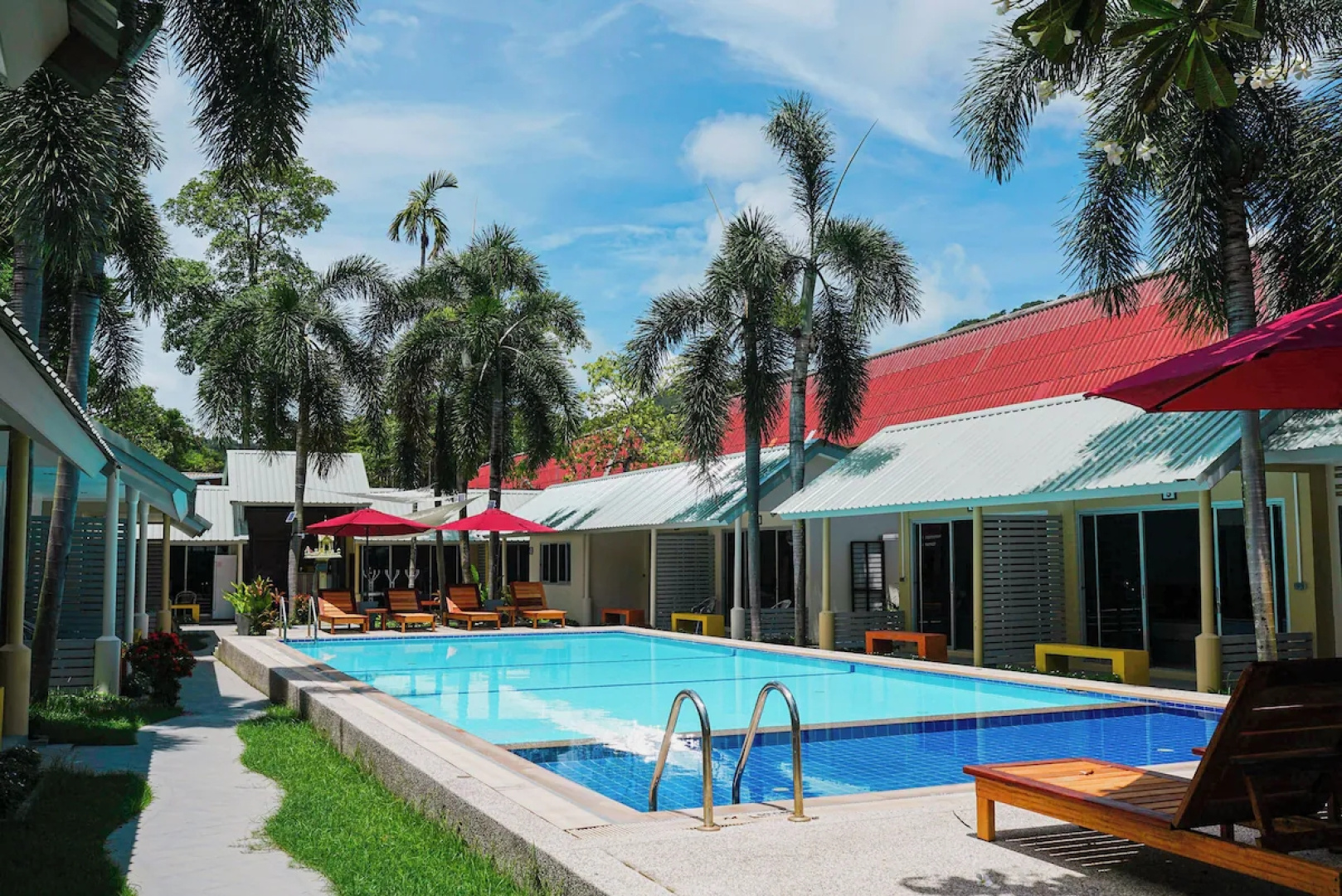 Maiiam Bungalows