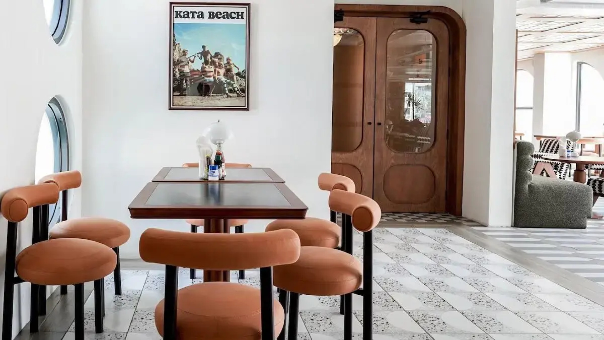 Sugar Marina POP, Kata Beach