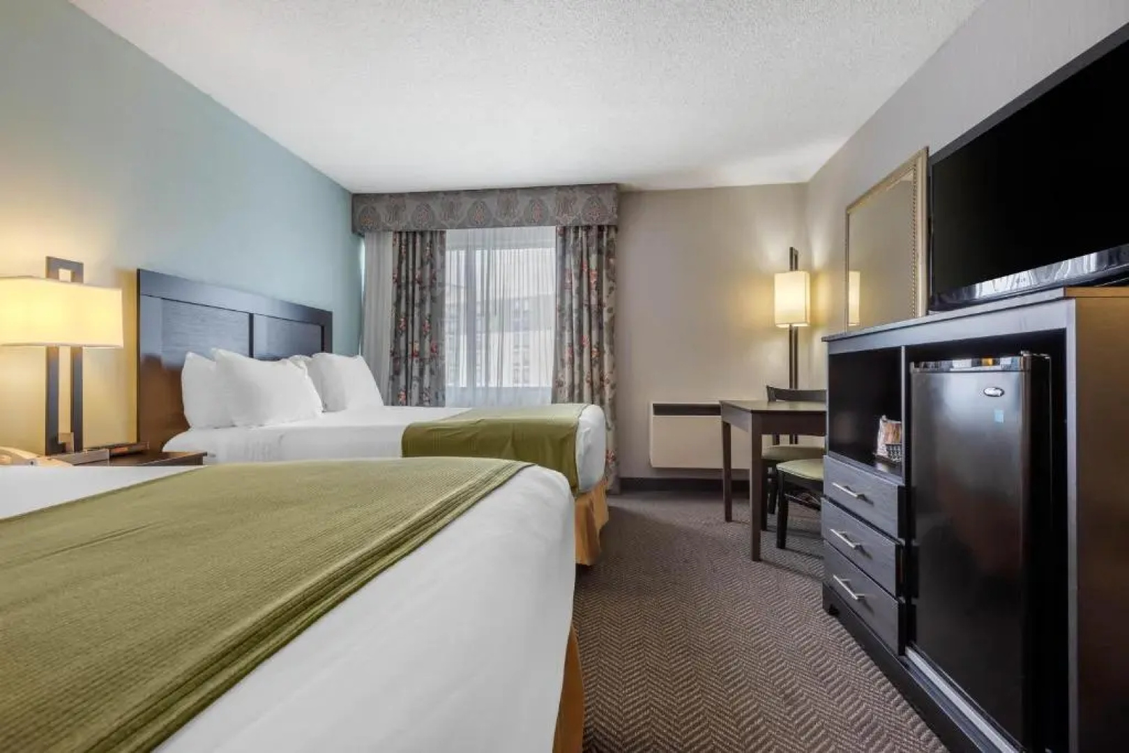 Quality Inn & Suites - Toronto West