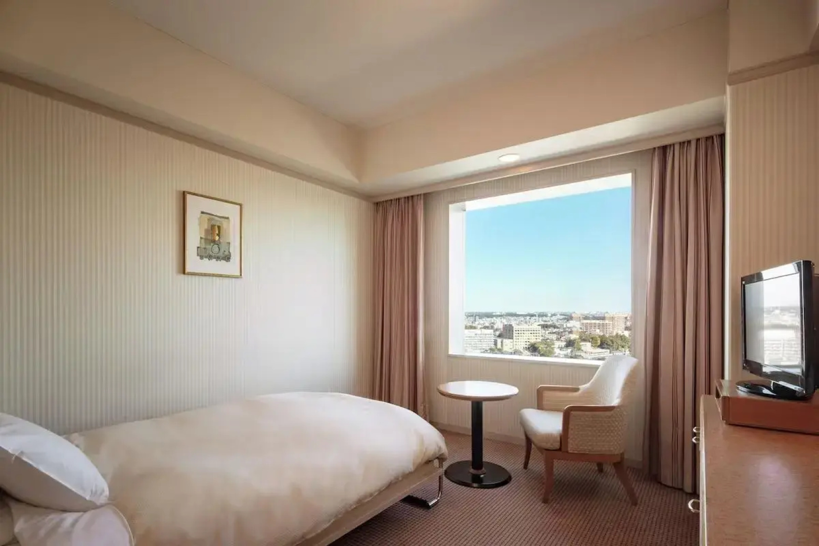 Отель The Crest Hotel Kashiwa