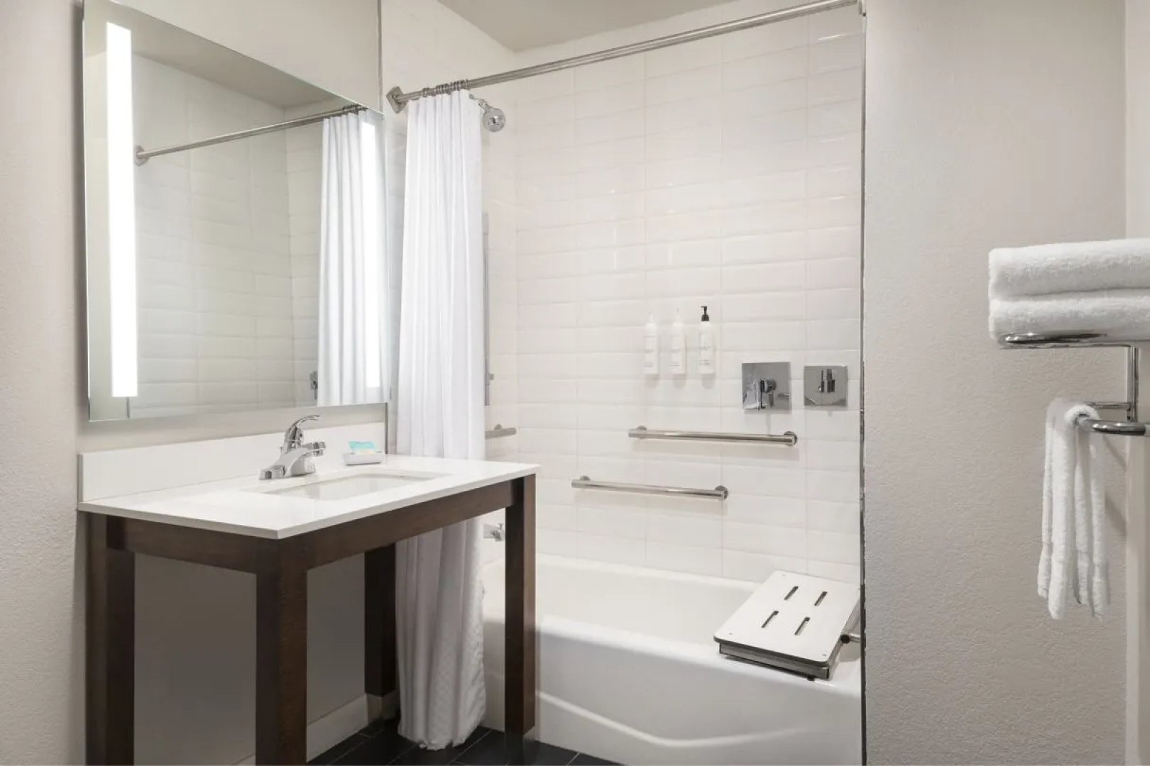 Four Points by Sheraton Tucson Airport