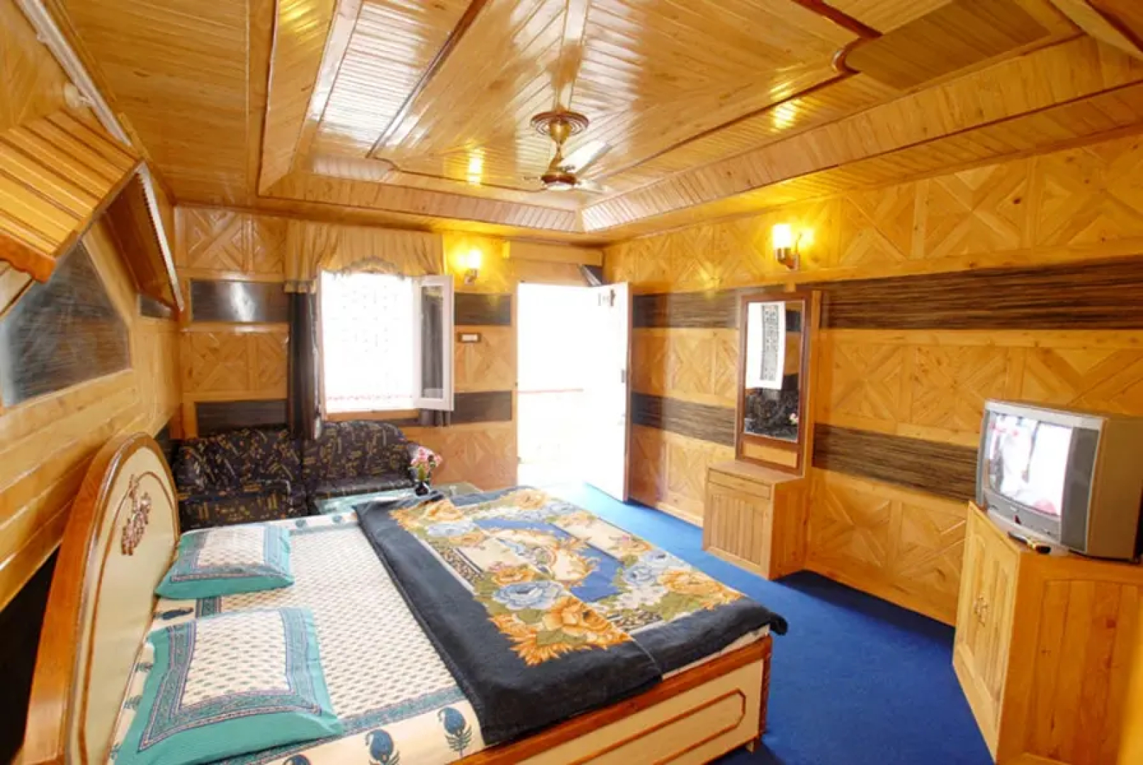 Hotel Vikrant