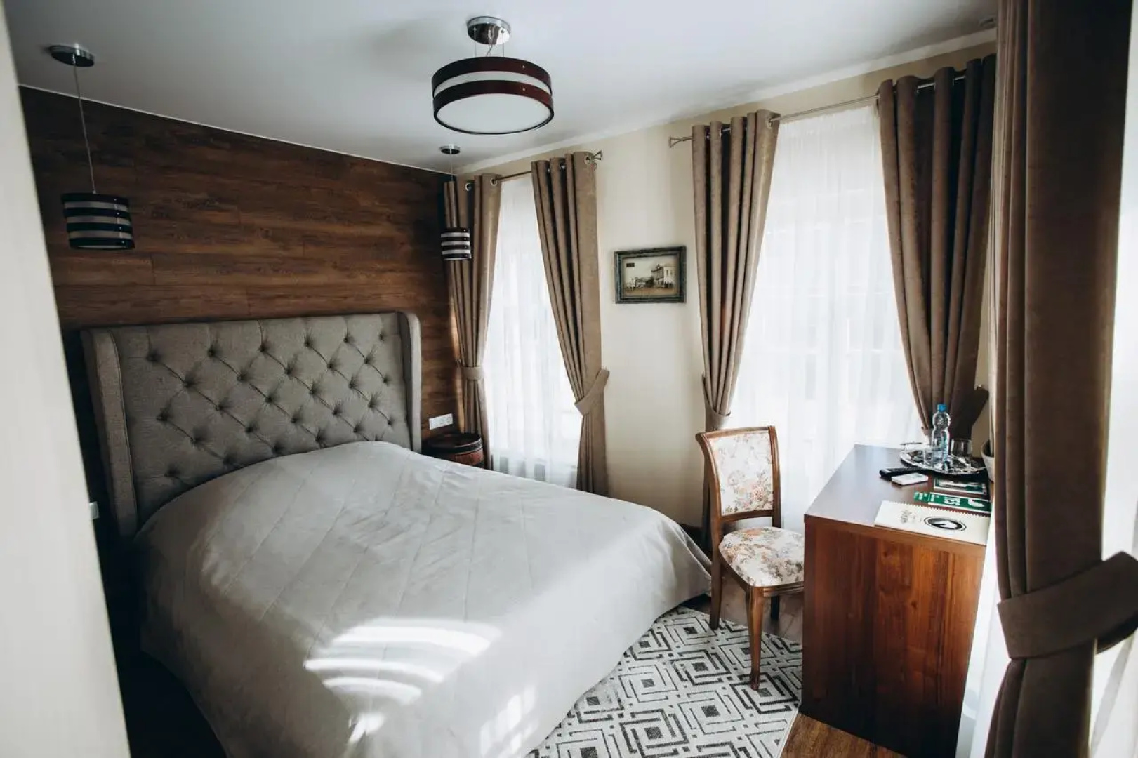 Butik-otel' Troitskij