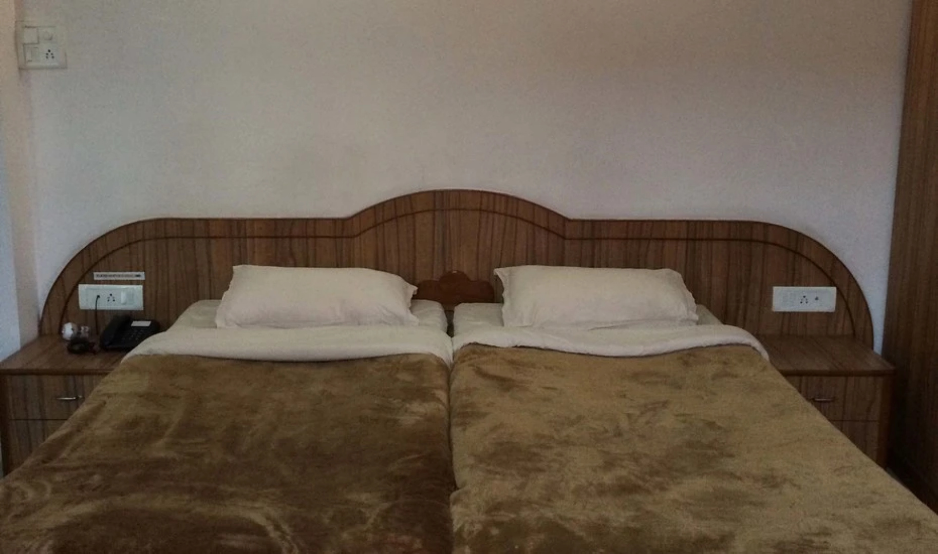 Hotel The Zara Residency