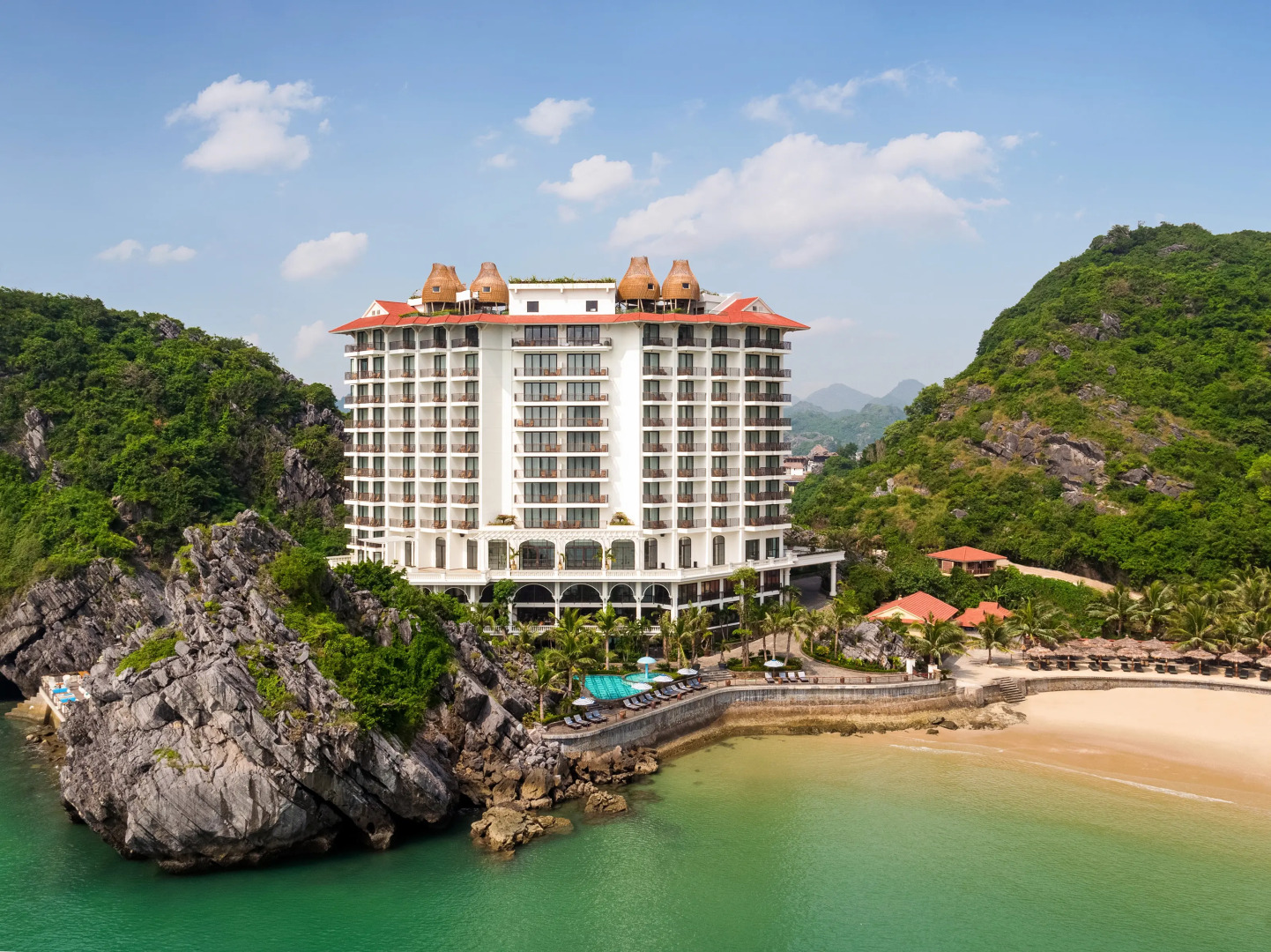 Cat Ba Sunrise Resort