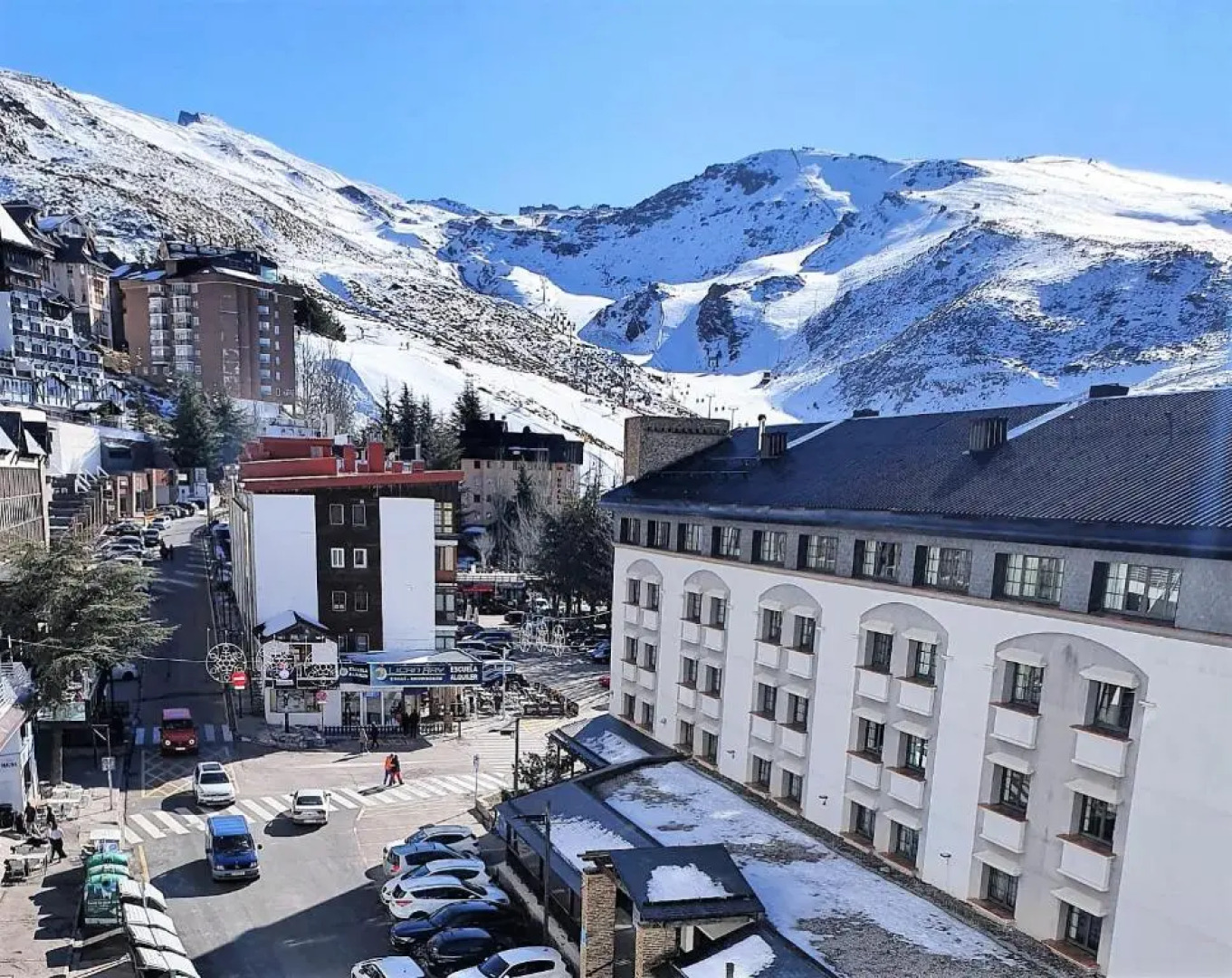 Todosierranevada Zona Baja - Edif. Atlas