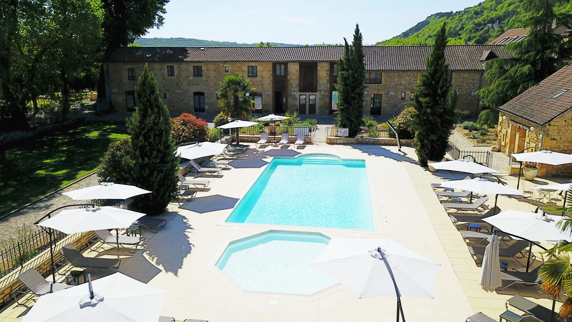 Domaine du Château de Monrecour – Hôtel et Restaurant