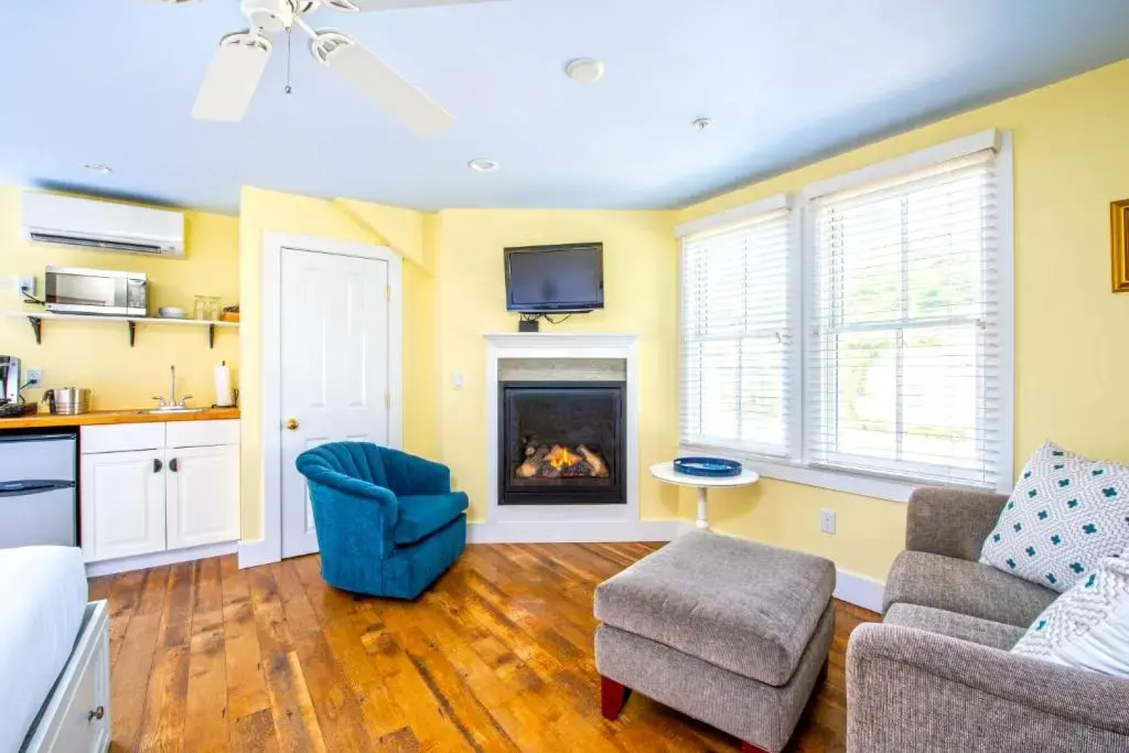 Admirals Landing - Adults Only