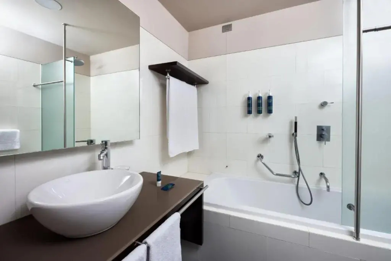 Отель Four Points by Sheraton Bolzano