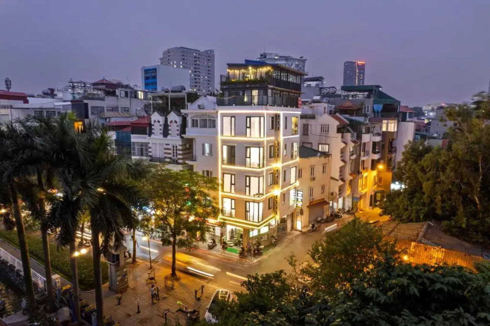 Hanoi Lake View Hotel & Travel