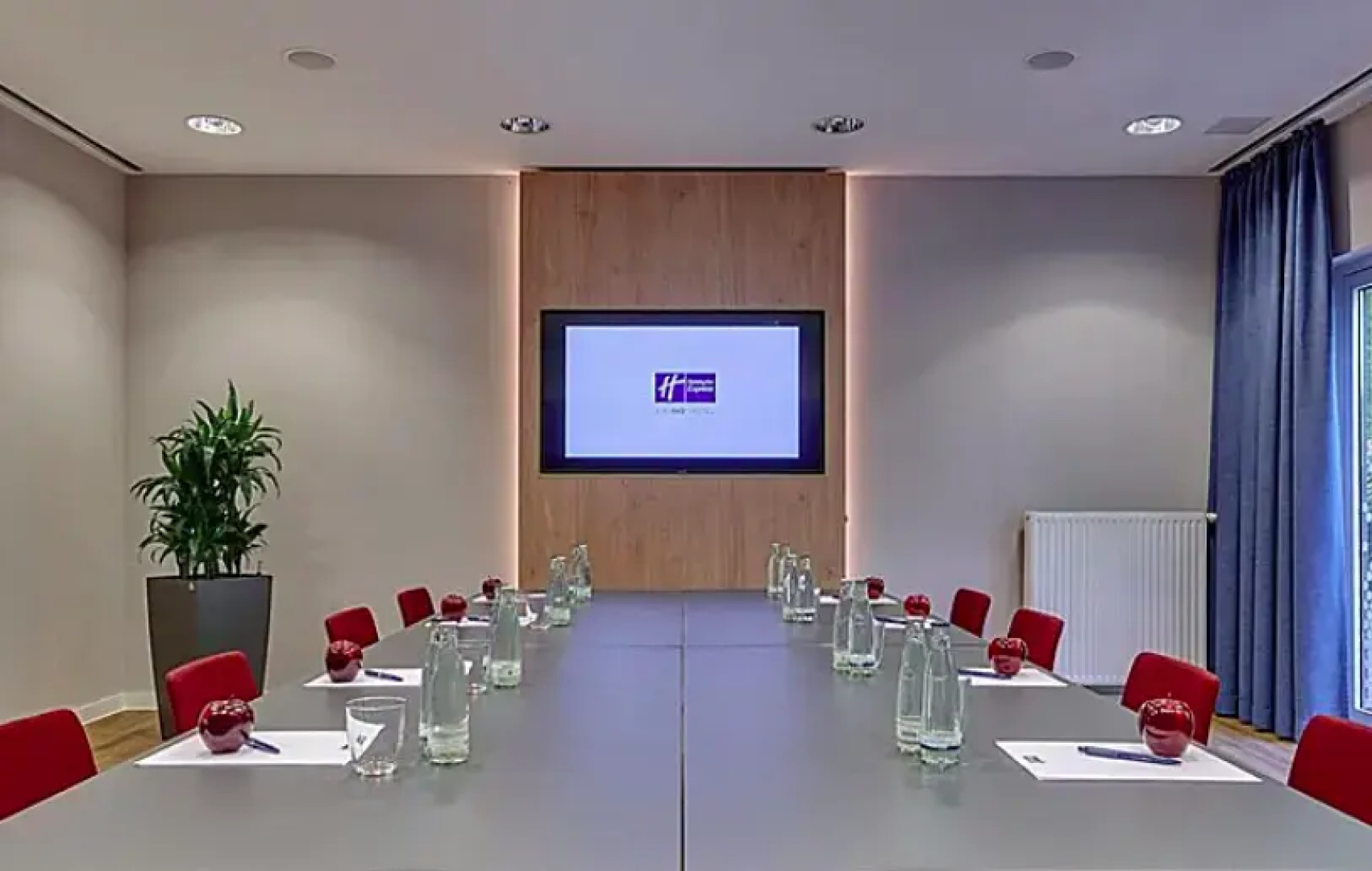 Holiday Inn Express Köln-Troisdorf by IHG