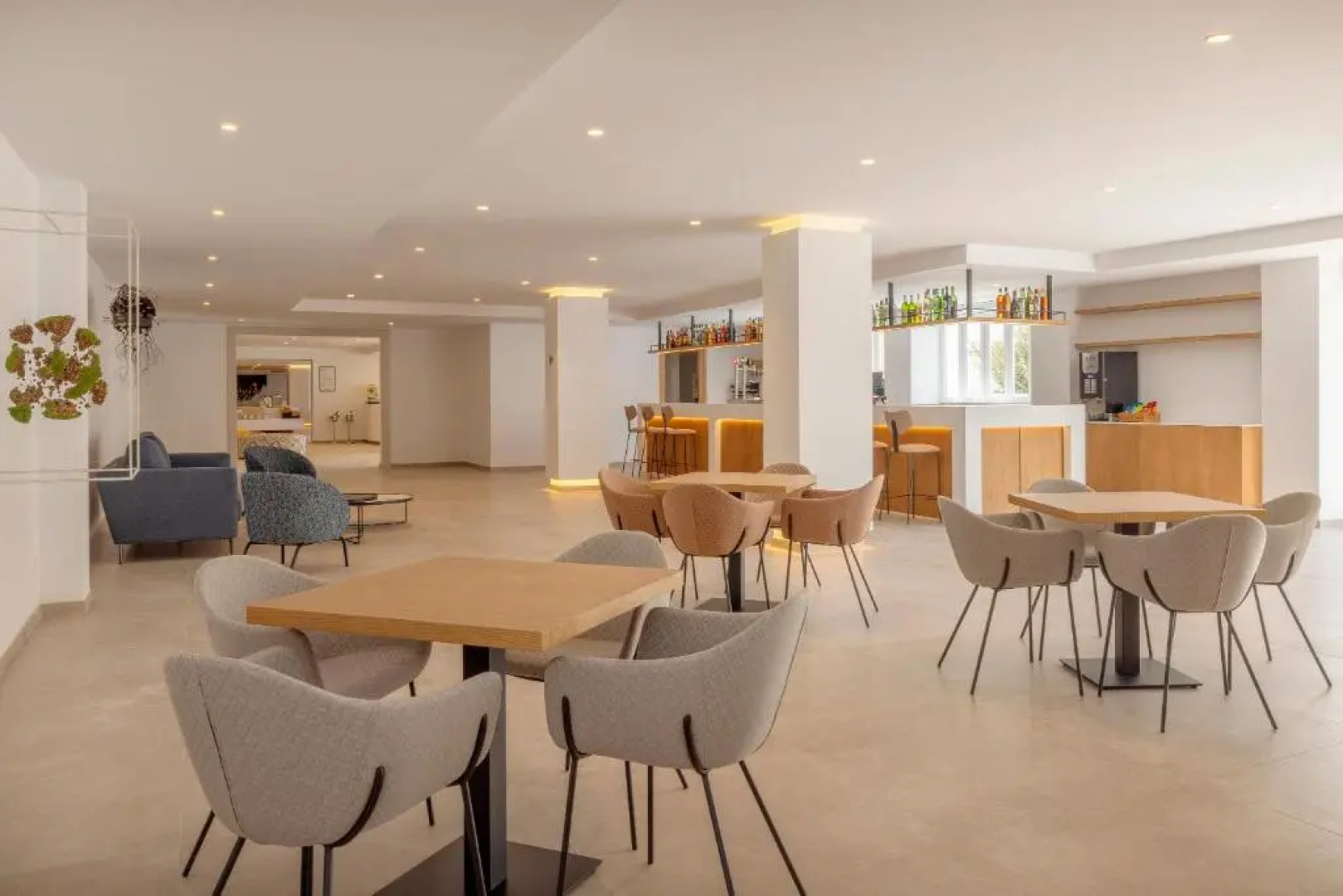 HM Isabela-Adults Only