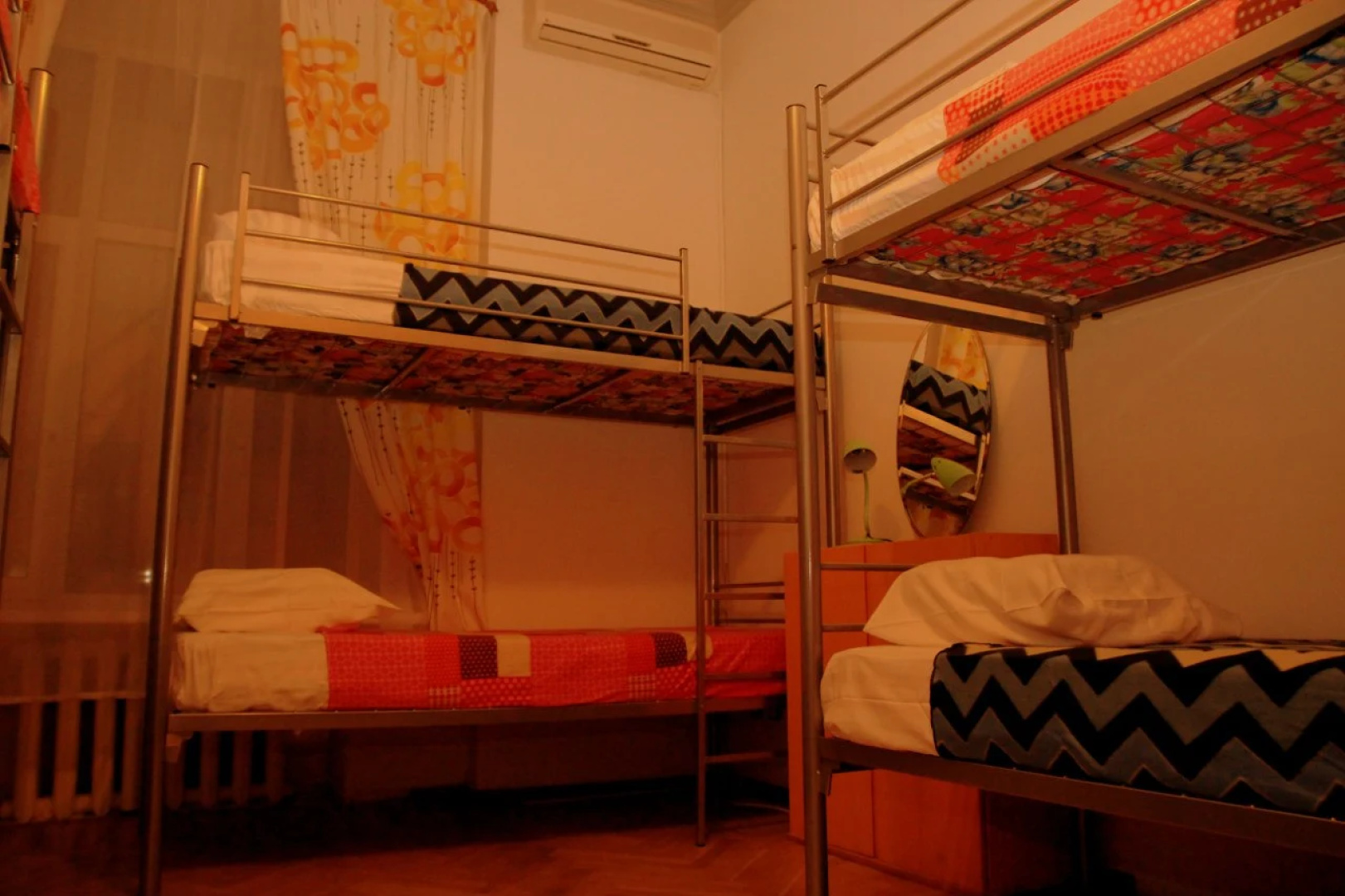 MainHostels
