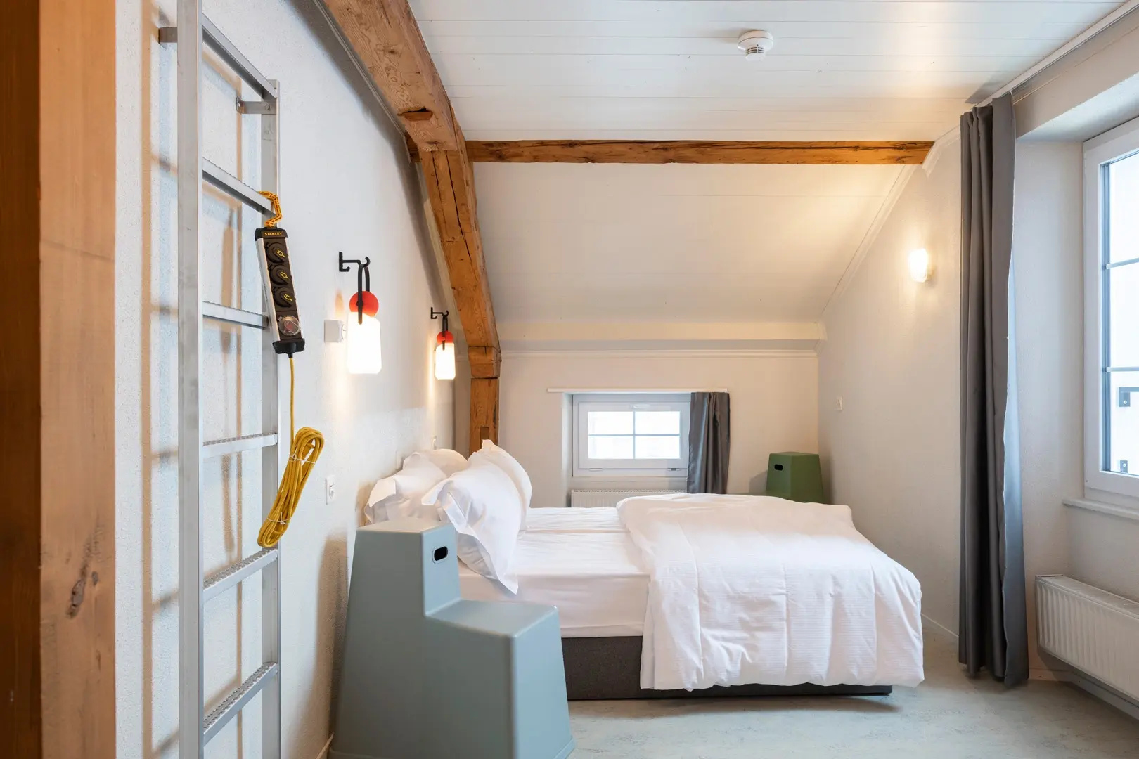 Peanut Mountain Lodge & Winstub