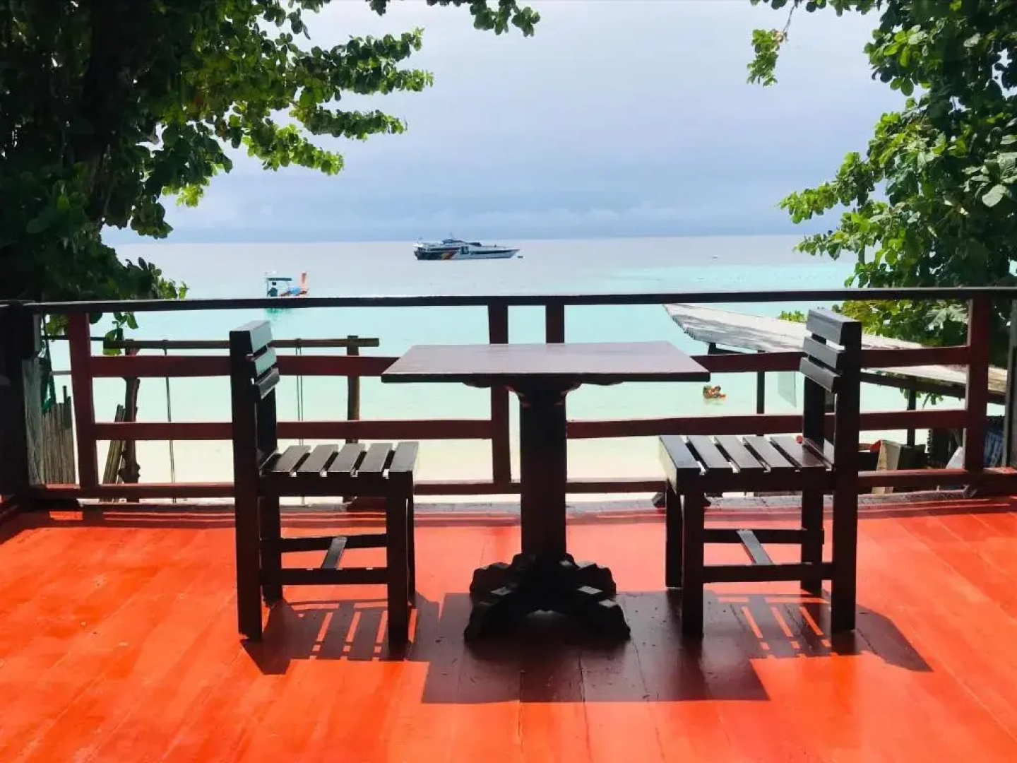 Lipe Garden Beach Resort