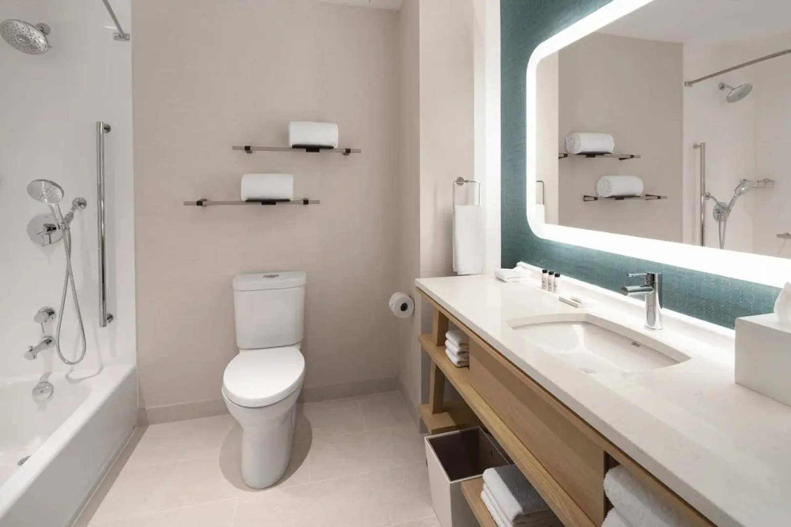 Delta Hotels by Marriott Vancouver Delta