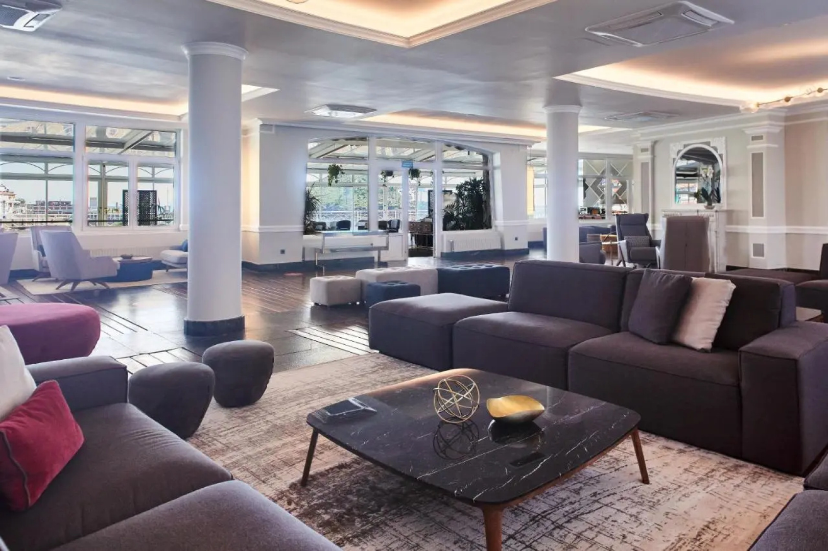 Hotel Silken Palacio Uribarren