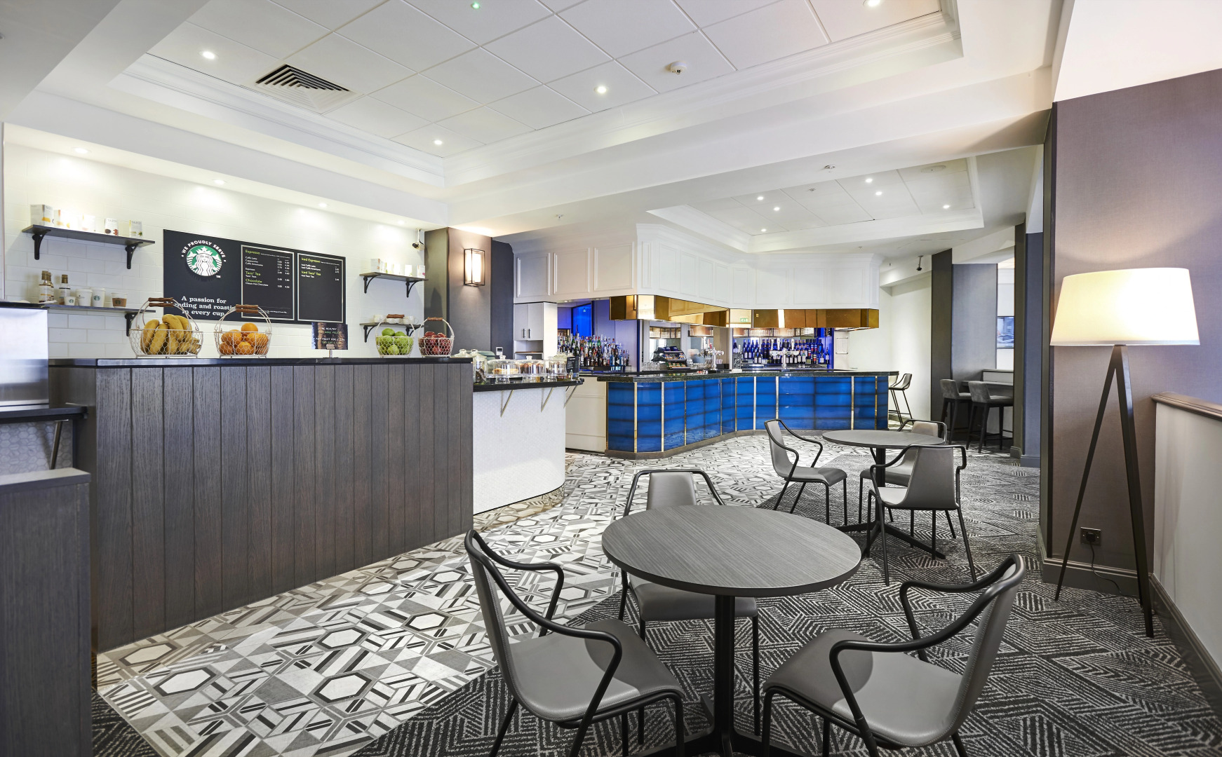 DoubleTree by Hilton Dartford Bridge