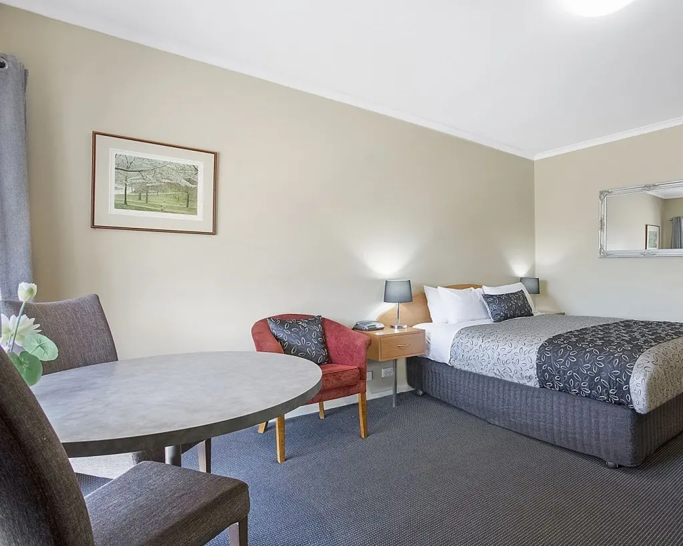 Comfort Inn May Park