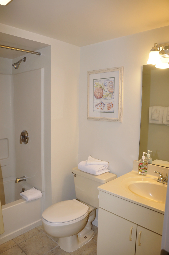 South Hampton - 2 BR Condo Oceanview - STP 1756