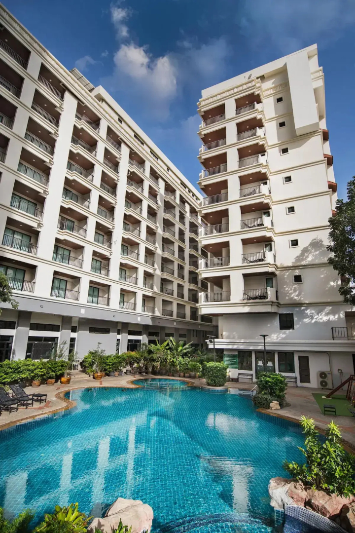 Mike Garden Resort Hotel