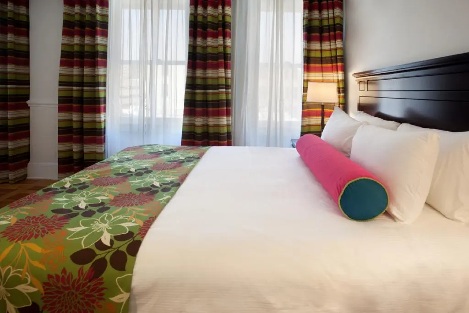 Hotel Gibbs Downtown Riverwalk