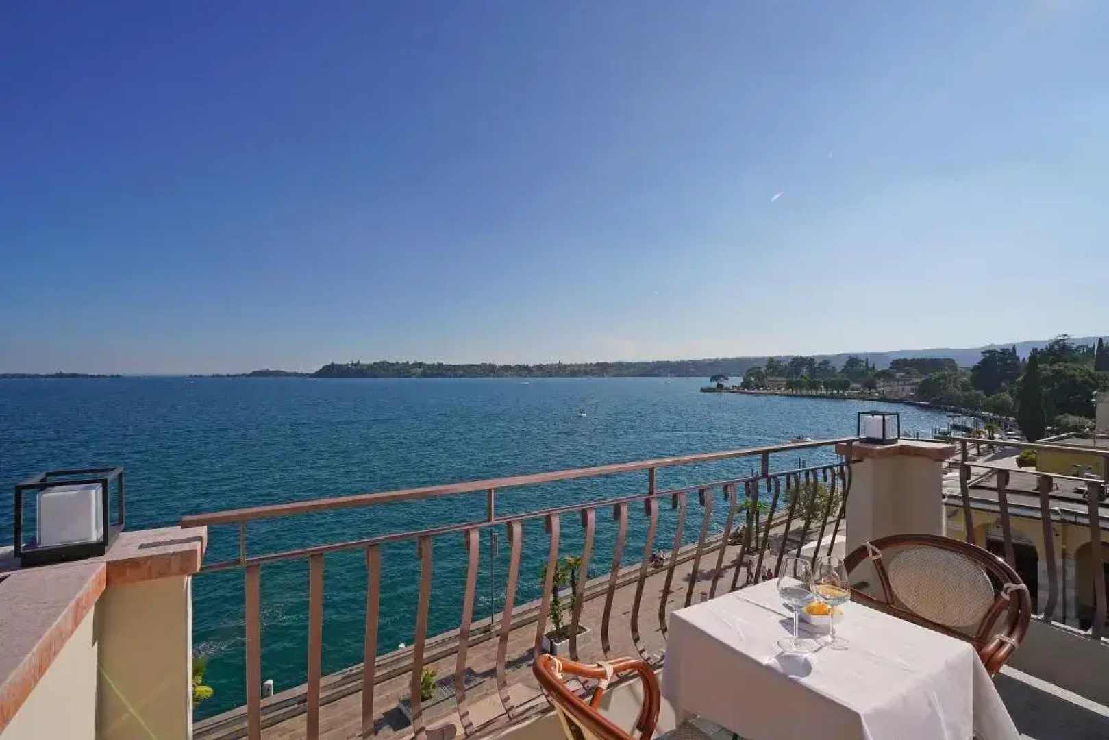 Hotel Du Lac Gardone Riviera