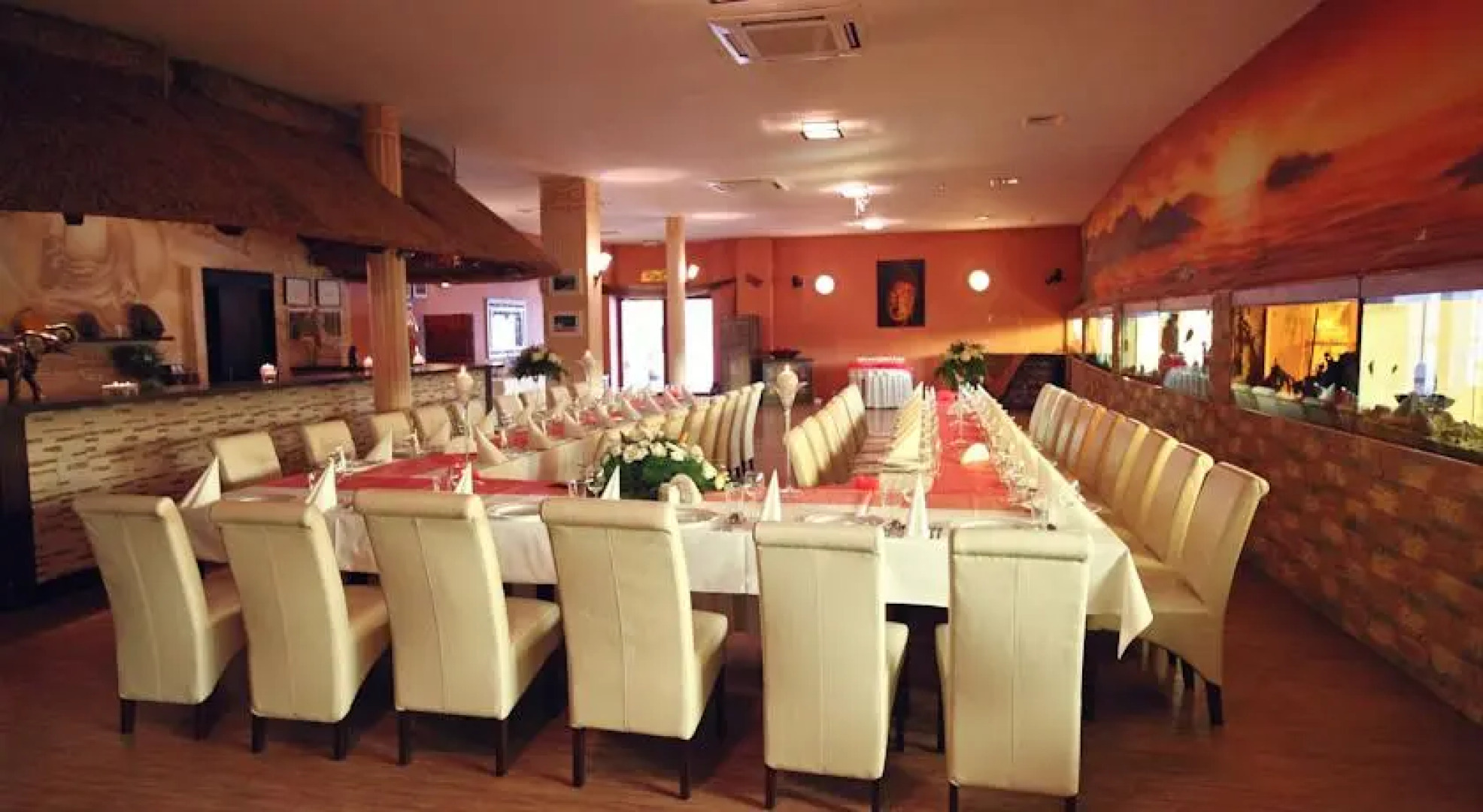 Pod Lipami Centrum Bankietowo Konferencyjne