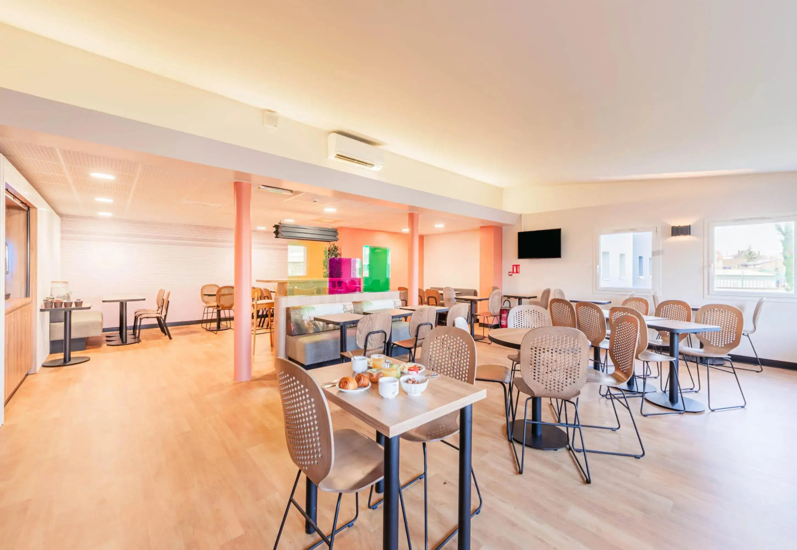 B&B HOTEL Strasbourg Aéroport