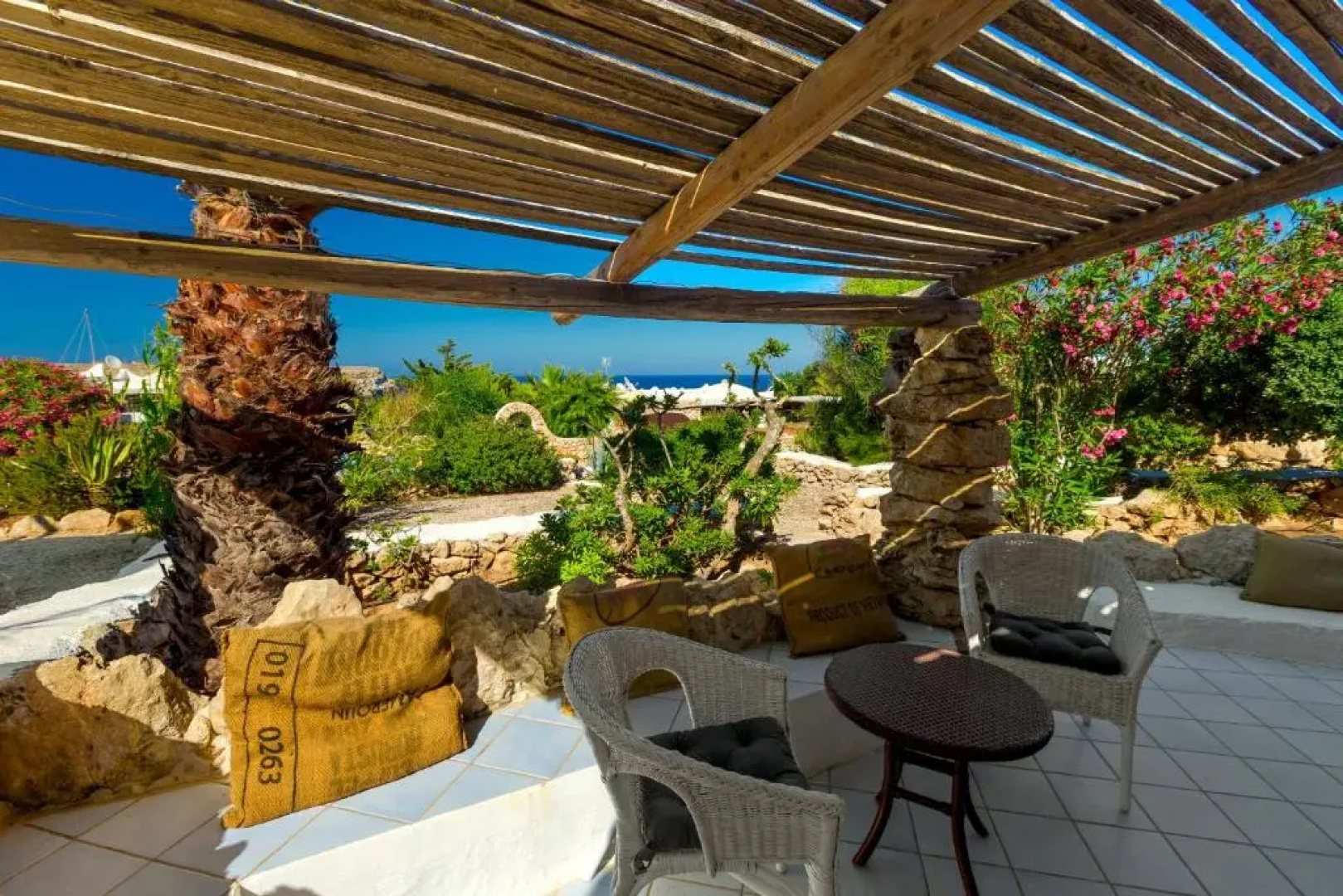 Albergo I Dammusi Di Borgo Cala Creta