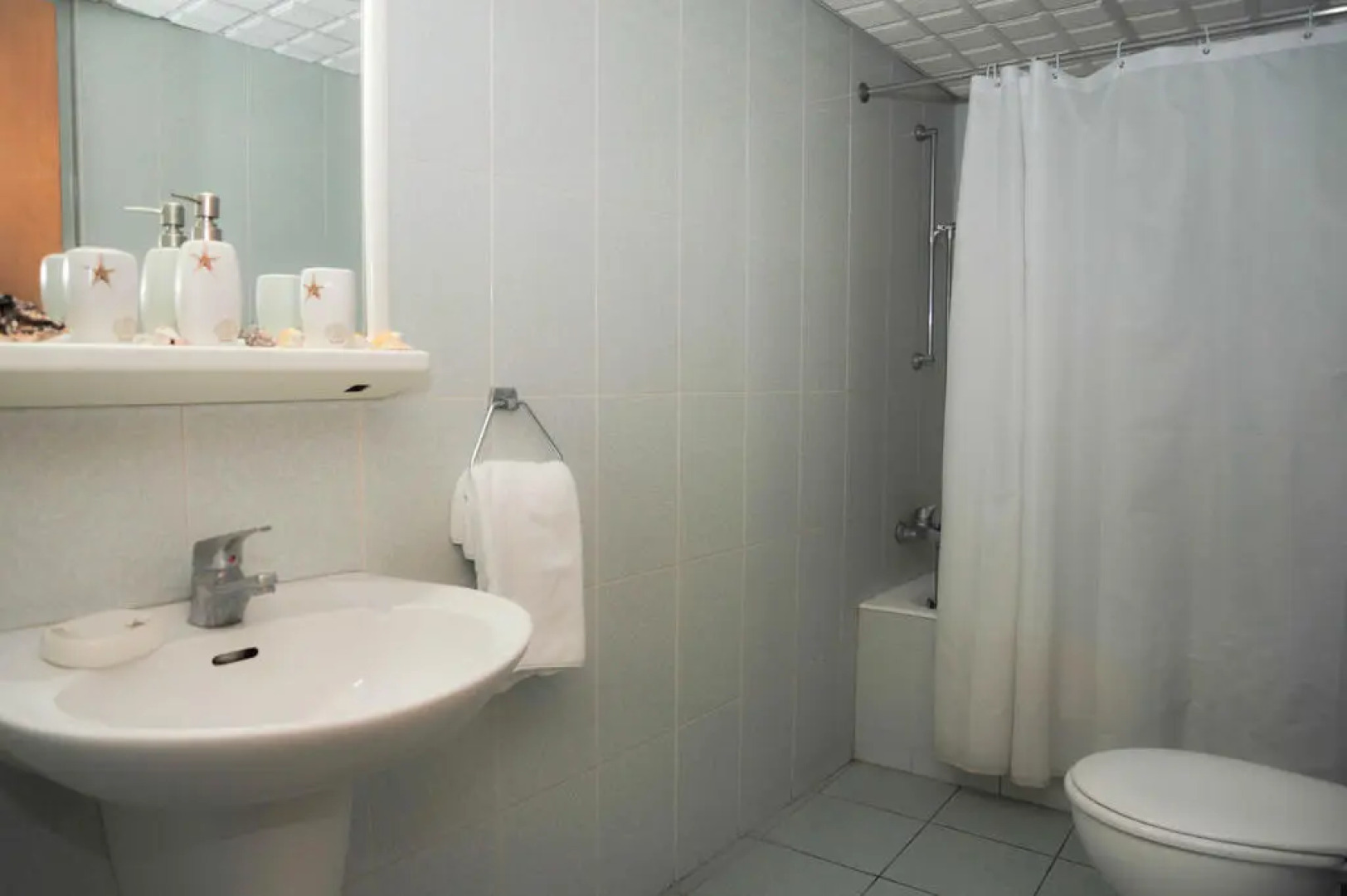 Pier Beach Hotel Apartments