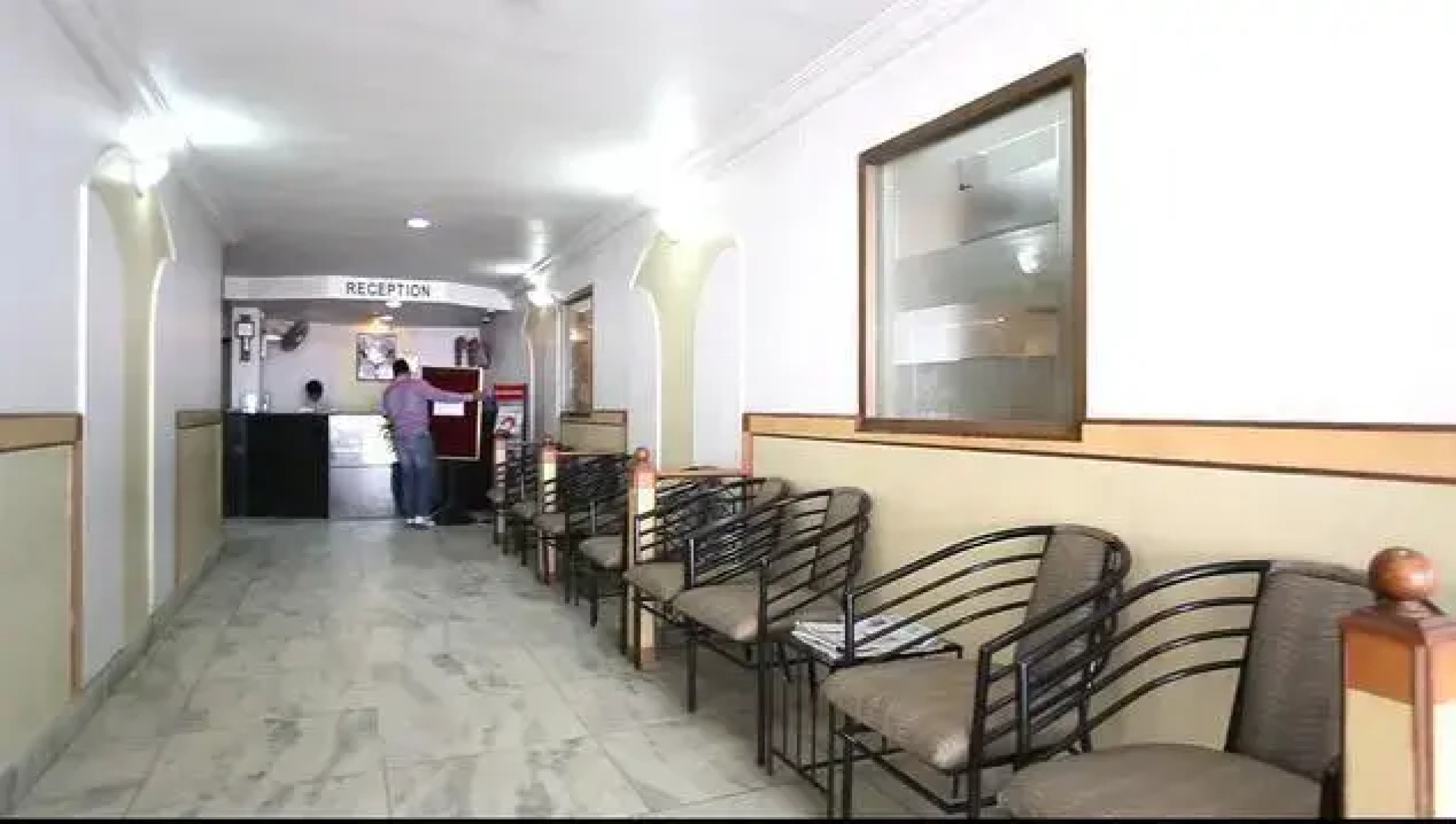 Hotel Raj Classic Inn