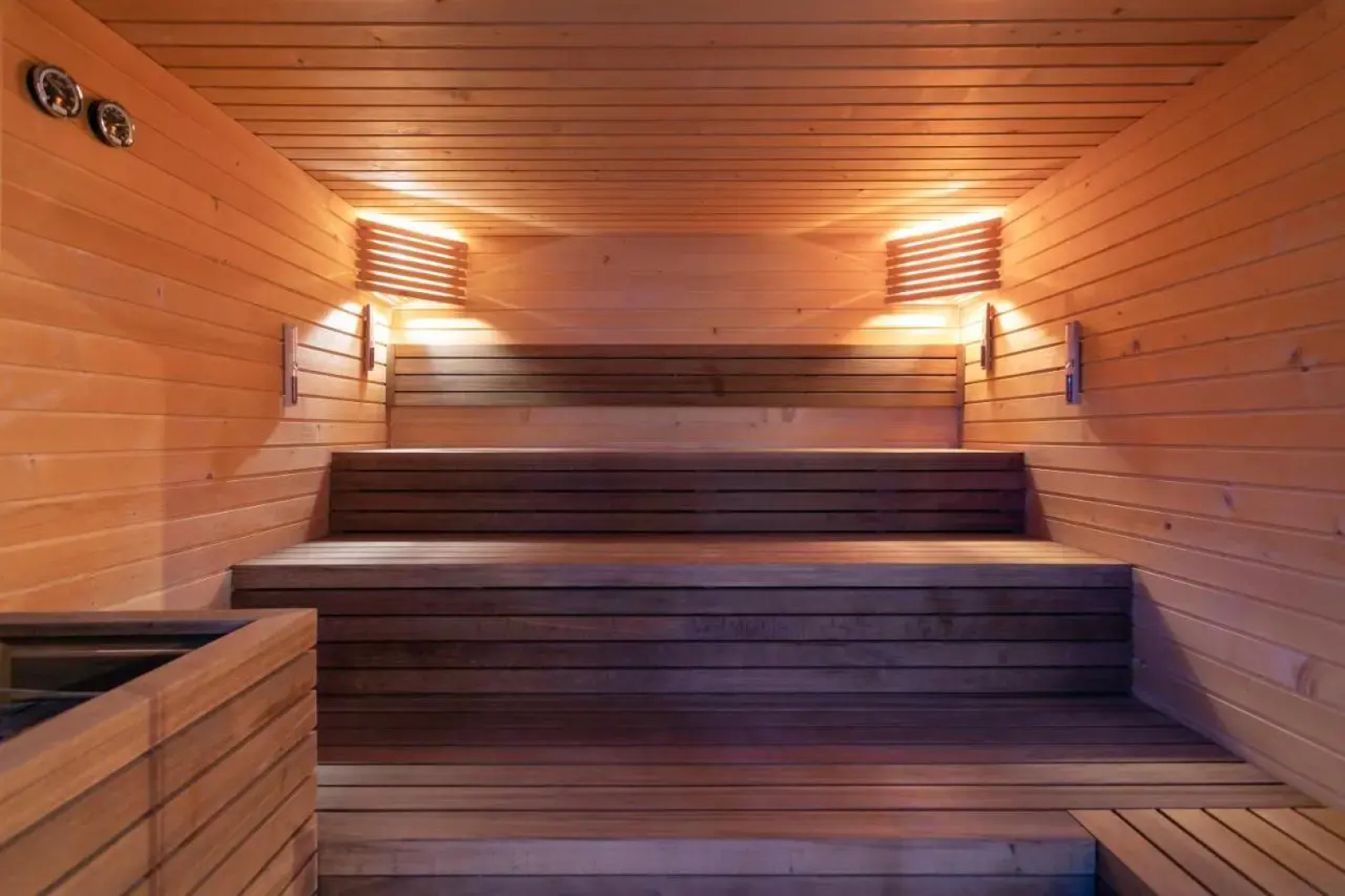 Отель Suites del Mar By Melia