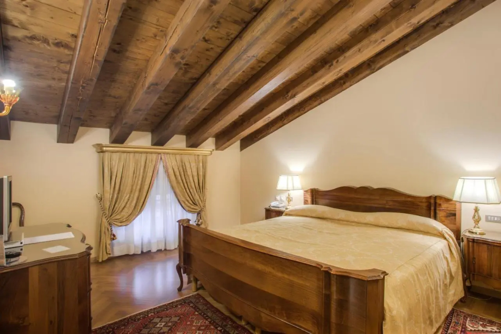 Villa Fenaroli Palace Hotel