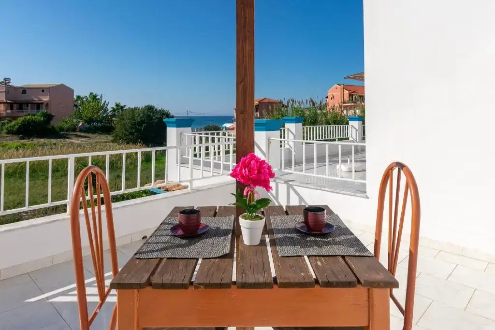 Akis Villa Studios & Apartments with Pool
