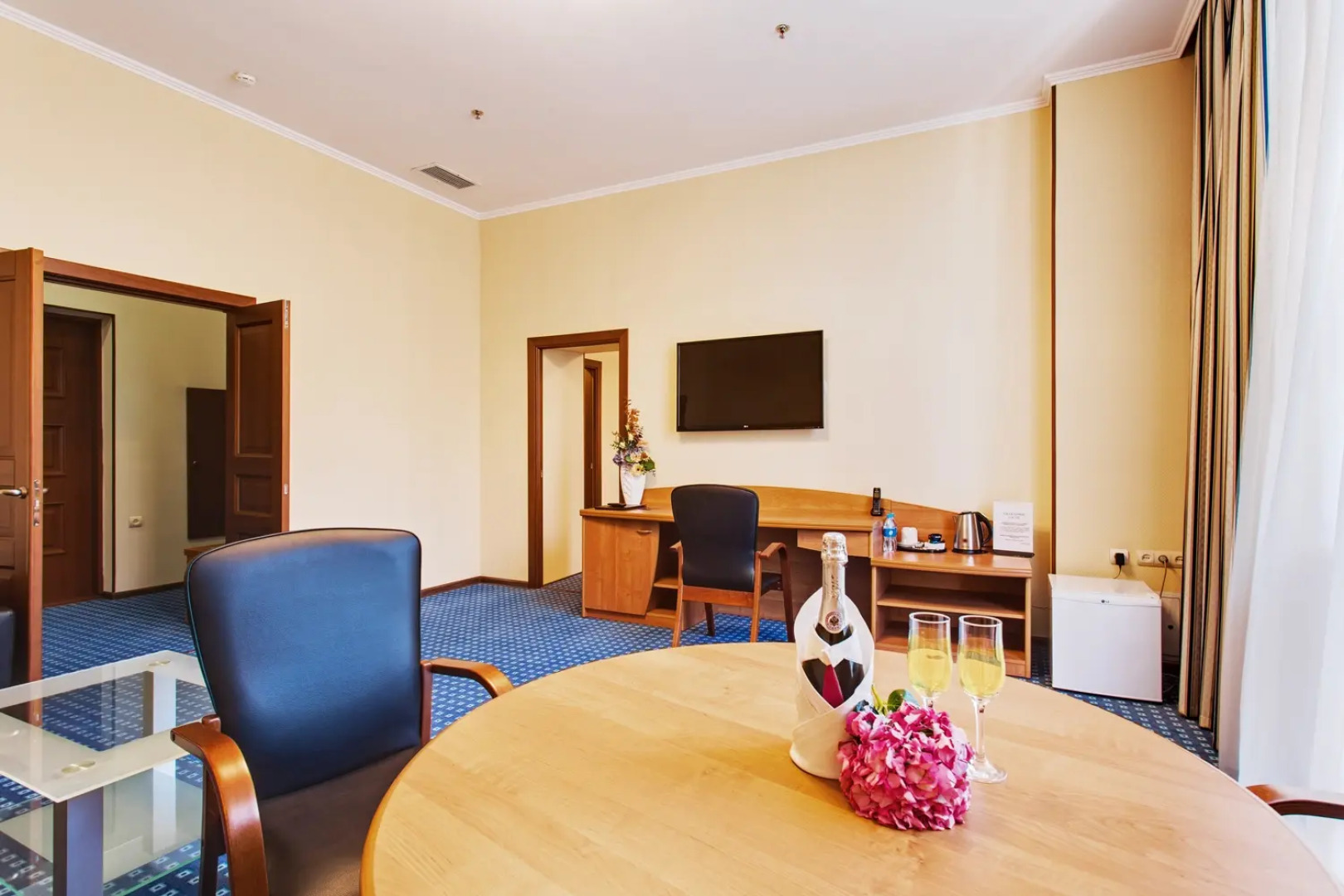 Отель «Версаль»