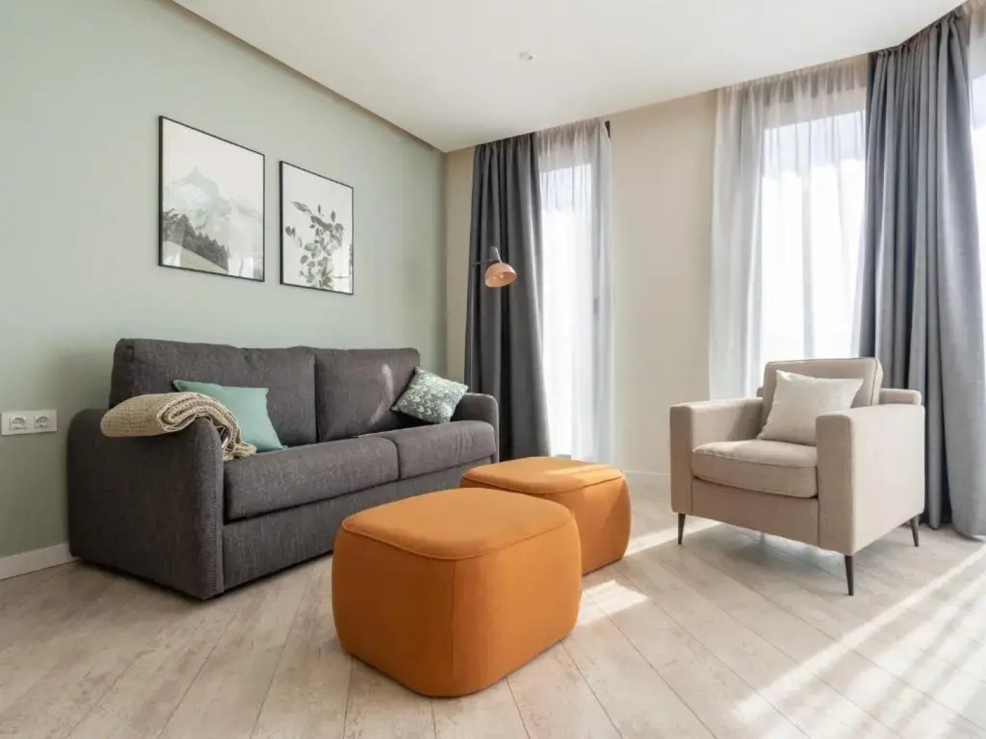 Limehome Barcelona Rector Triadó