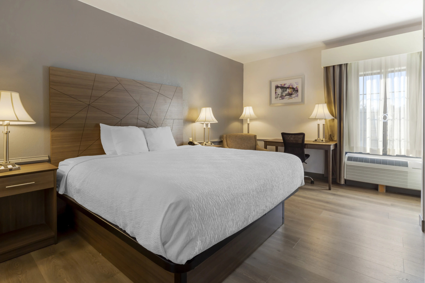 Best Western Plus South Hill Inn