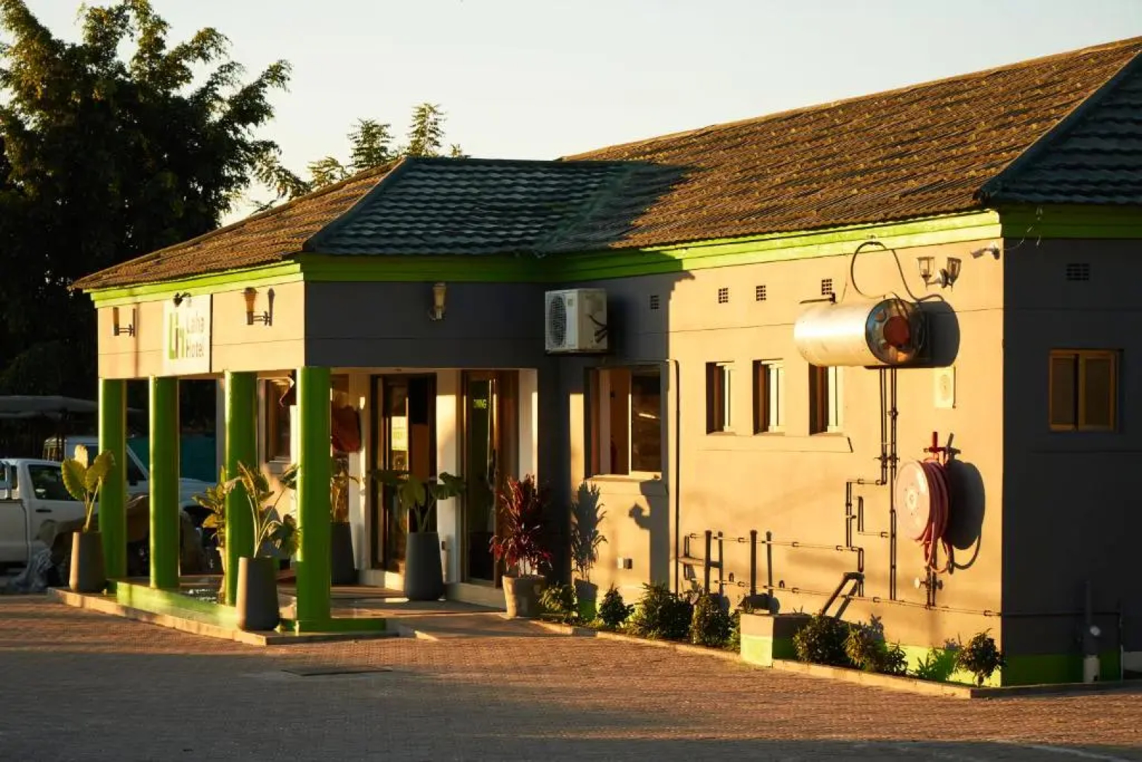 Laha Hotel