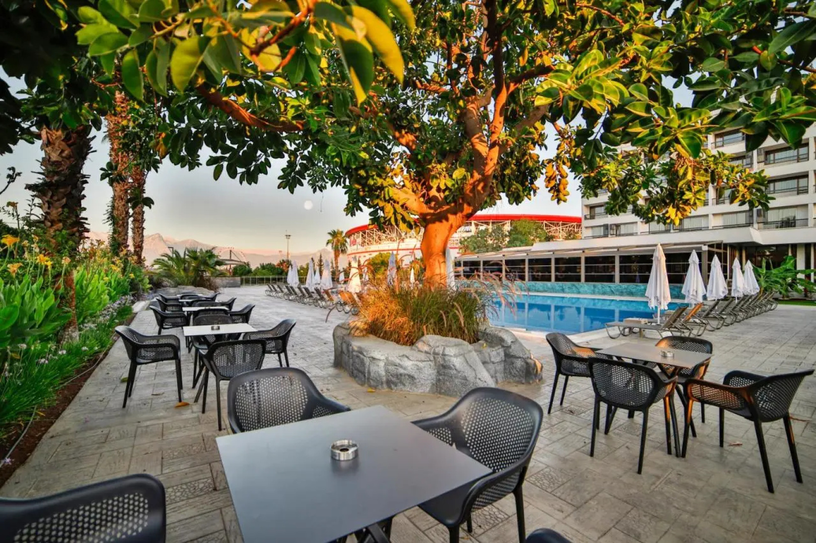 Nashira City Resort