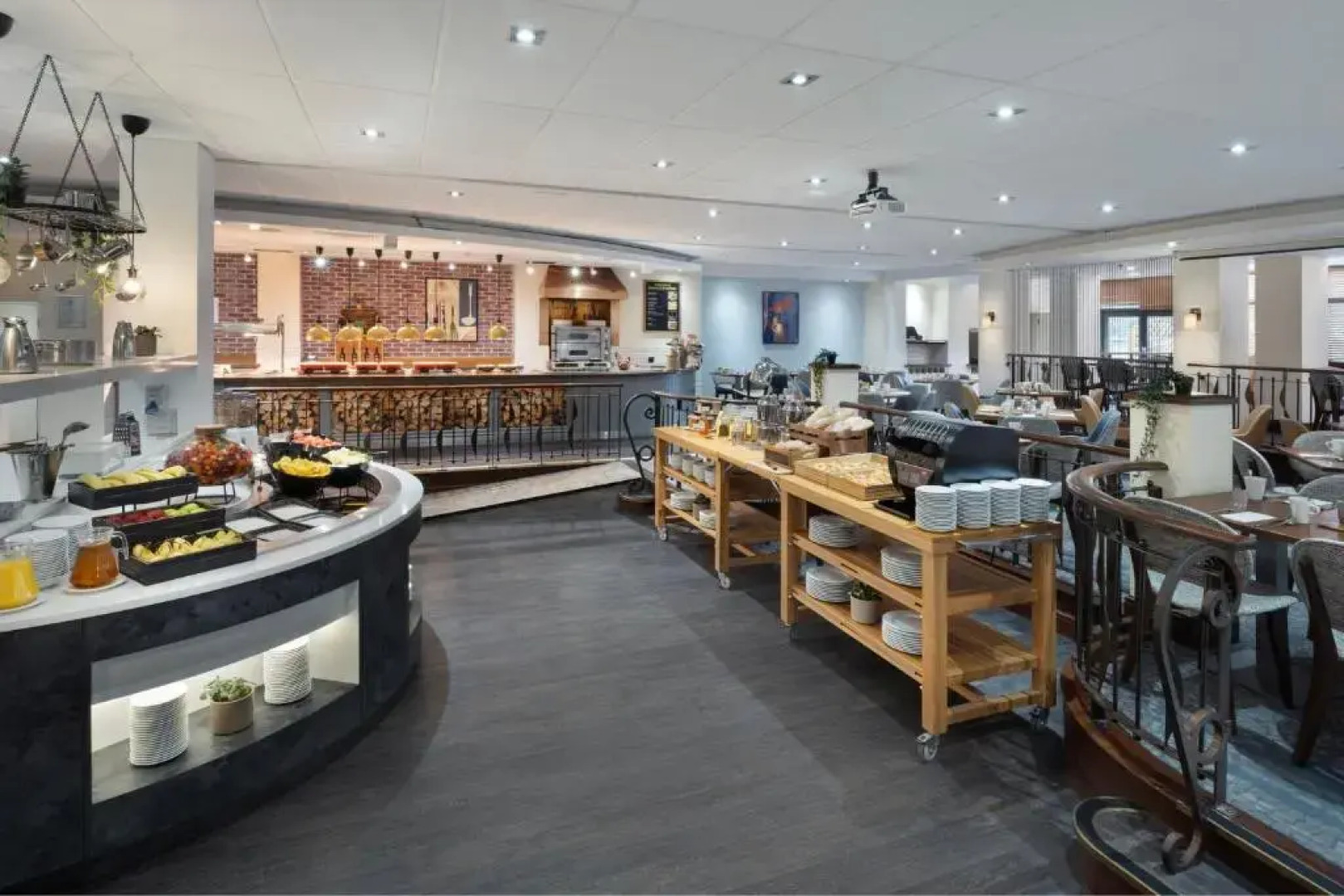 Delta Hotels by Marriott Heathrow Windsor