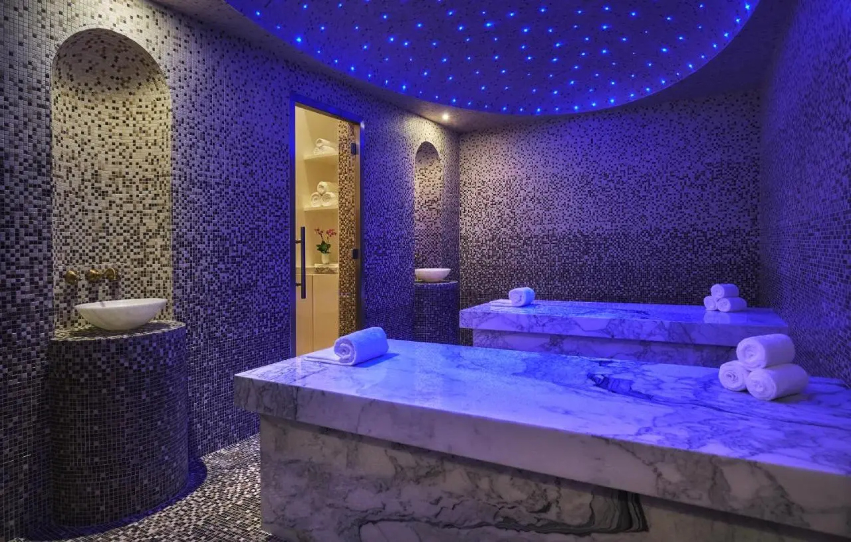 Four Seasons Hotel Bahrain Bay