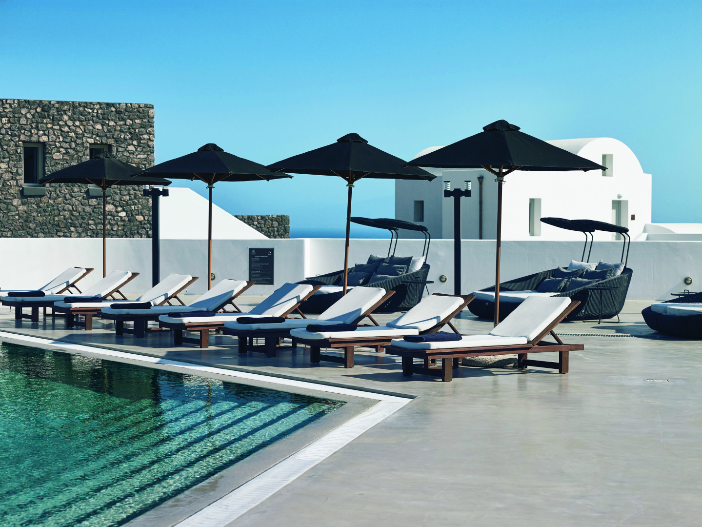Santo Pure Oia Suites and Villas