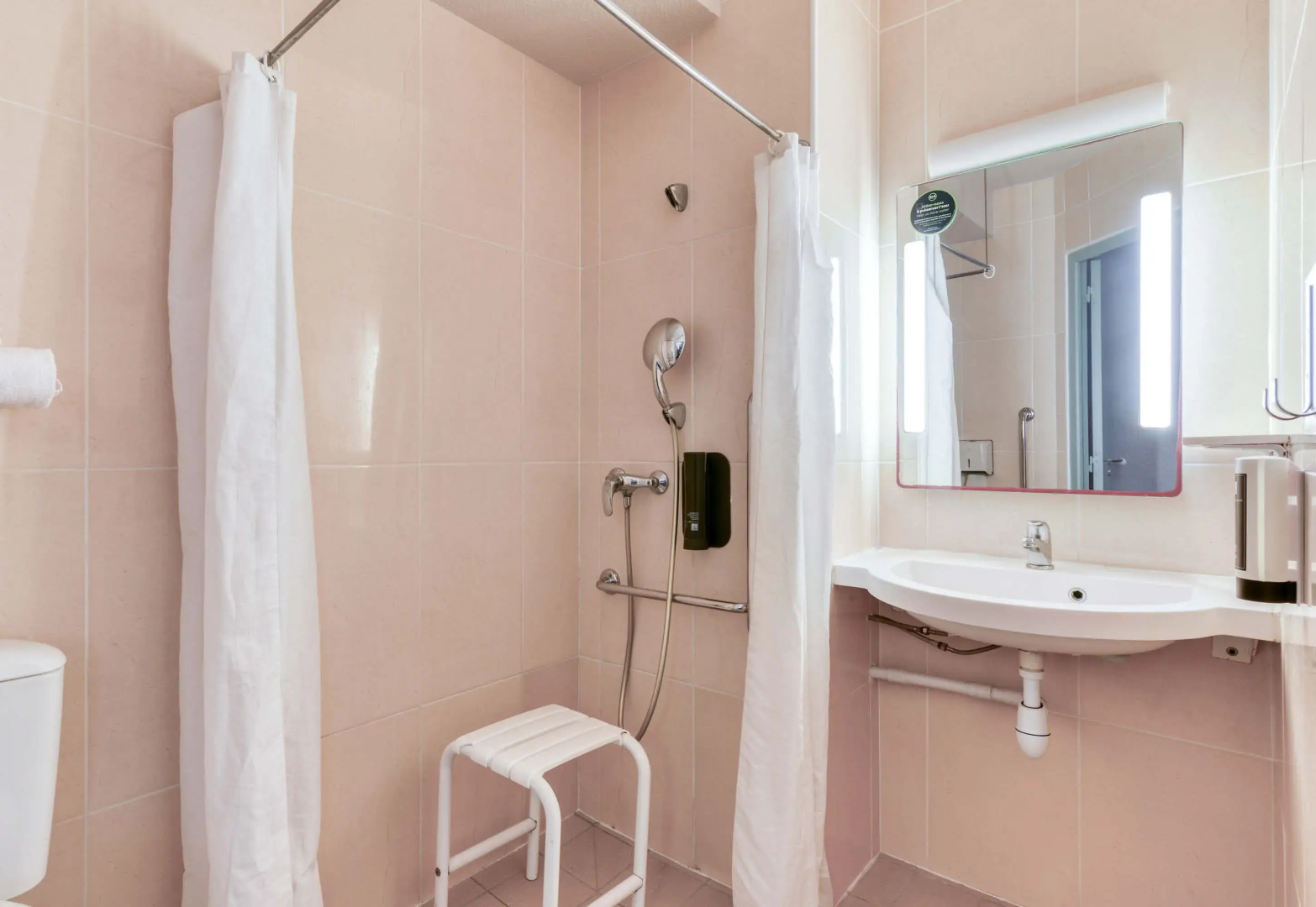 B&B HOTEL Narbonne (2)