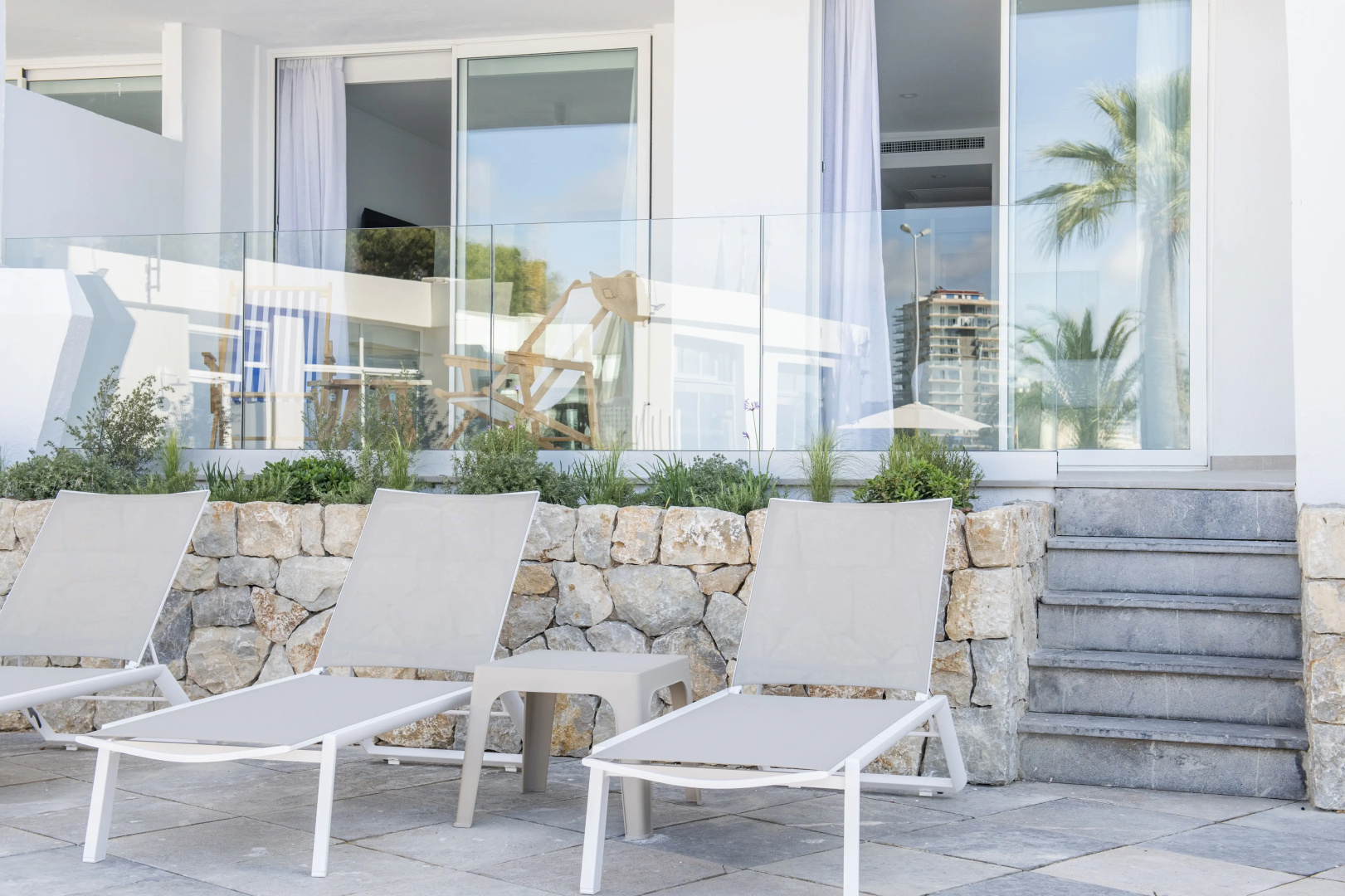 Suites Roc Portonova