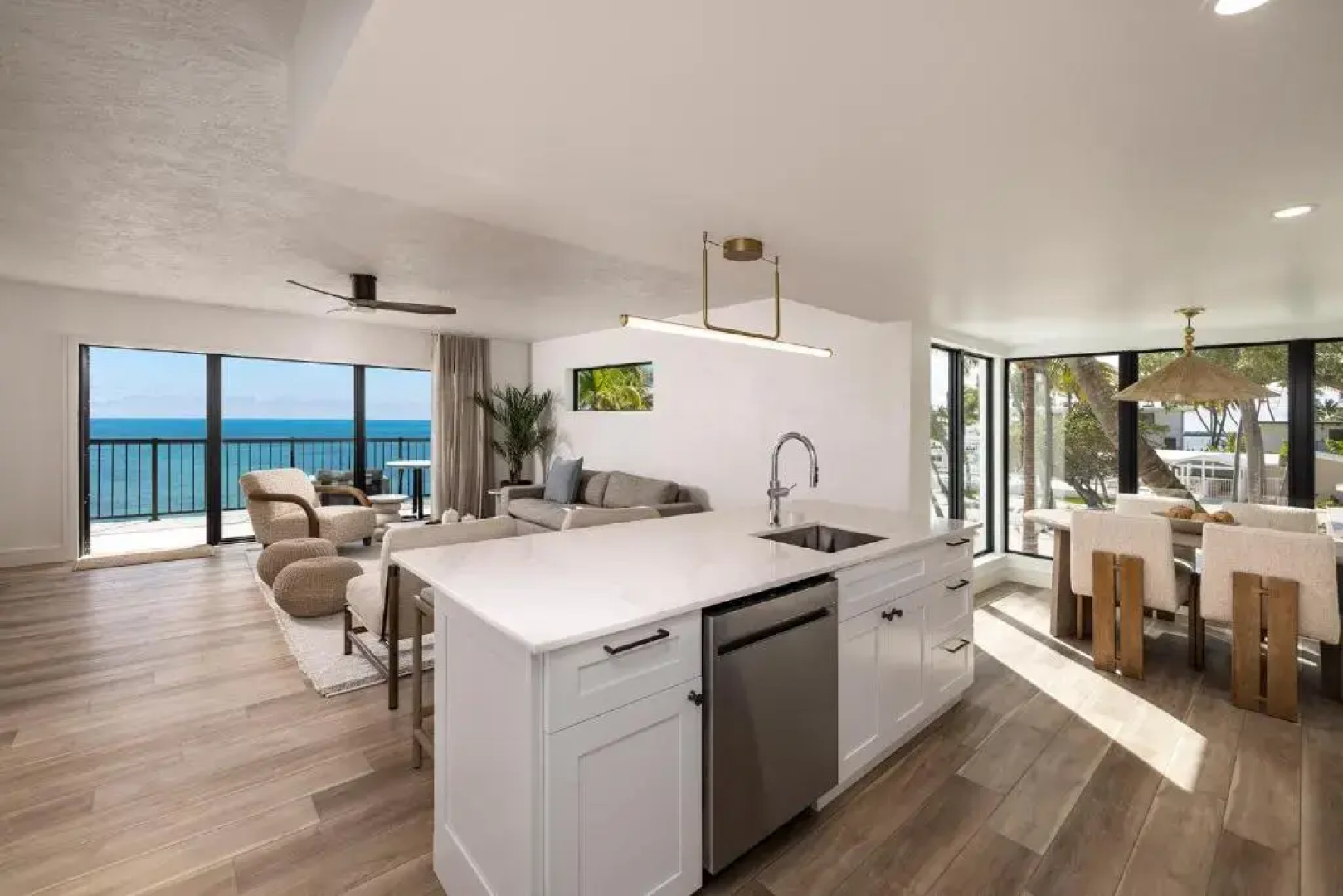 Pines & Palms Resort