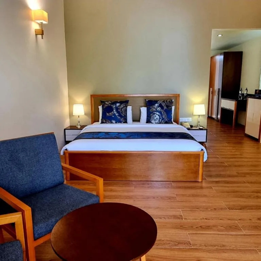 Paradise Hondaafushi Island Resort & Spa